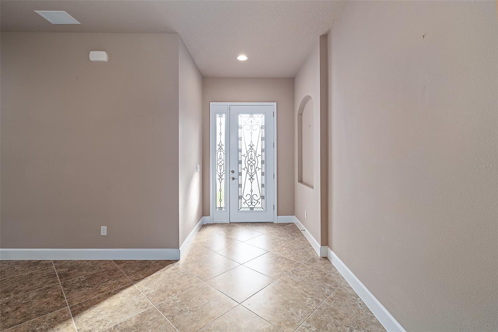 829 Pinewood Drive, FL