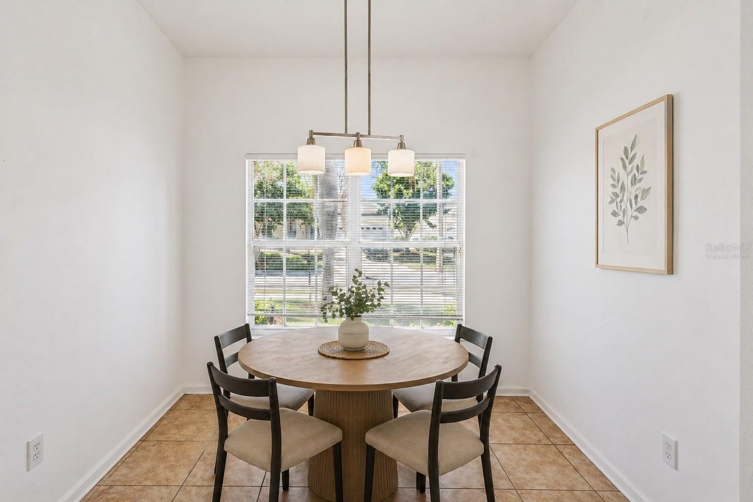 8152 Fan Palm Way, FL