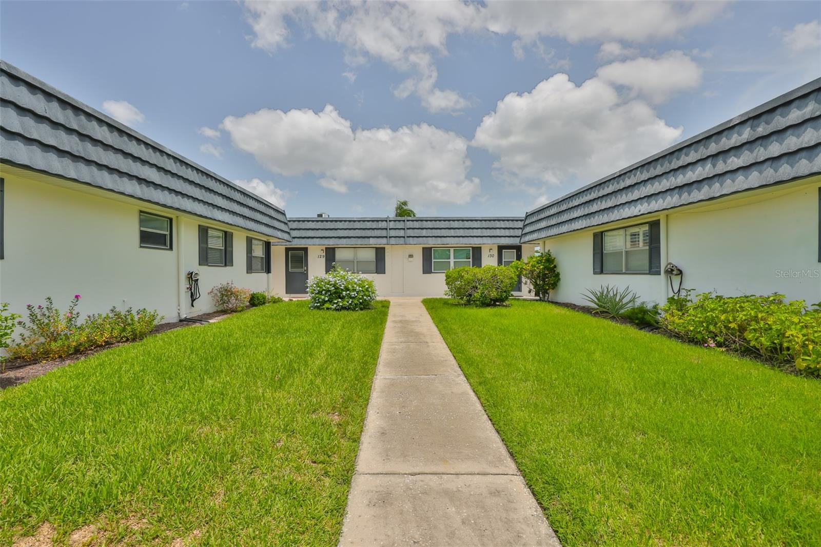 301 Kings Boulevard, FL