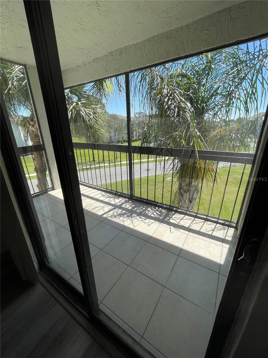 2201 Cascades Boulevard, FL