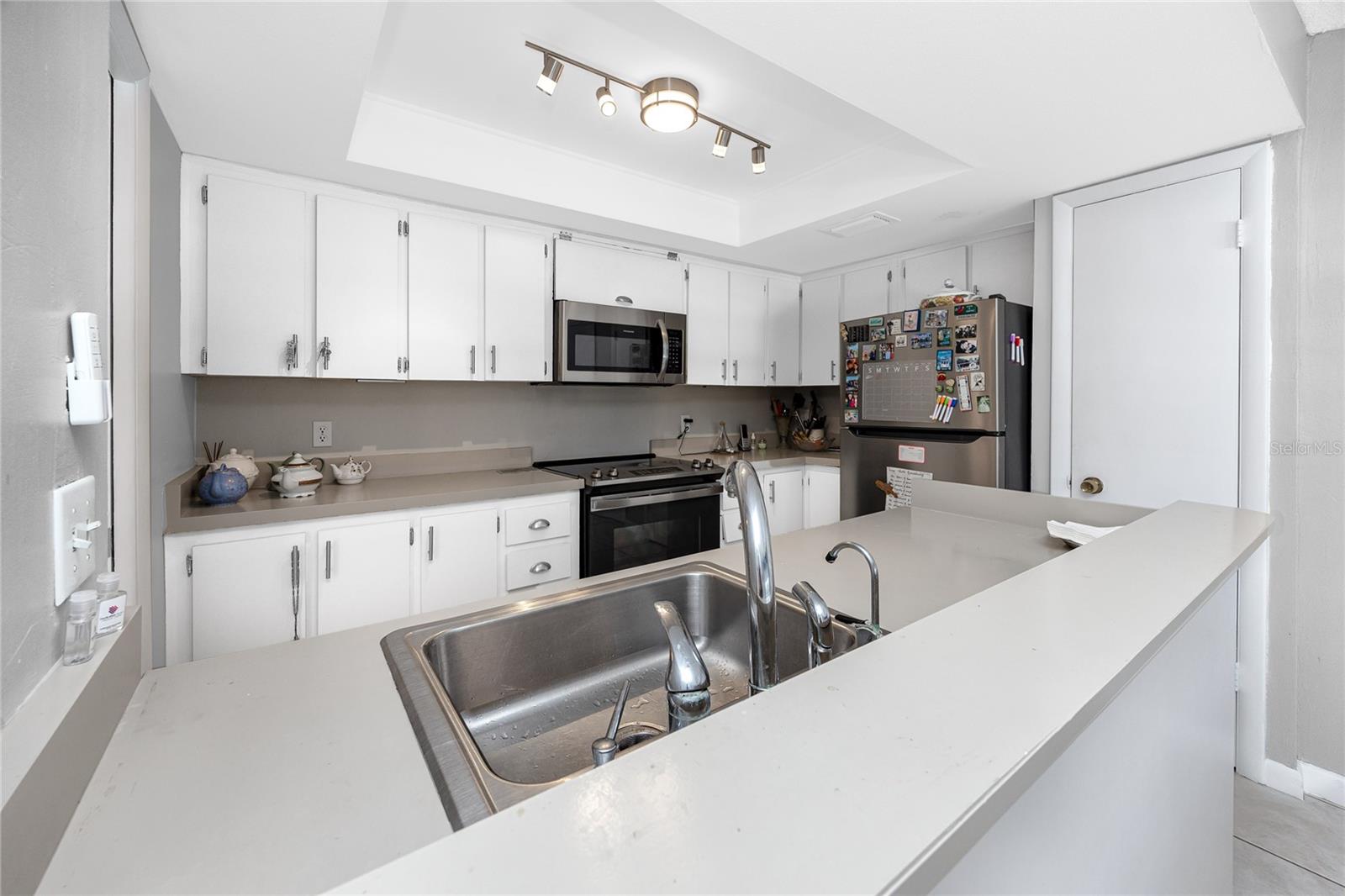 2621 Cove Cay Drive, FL