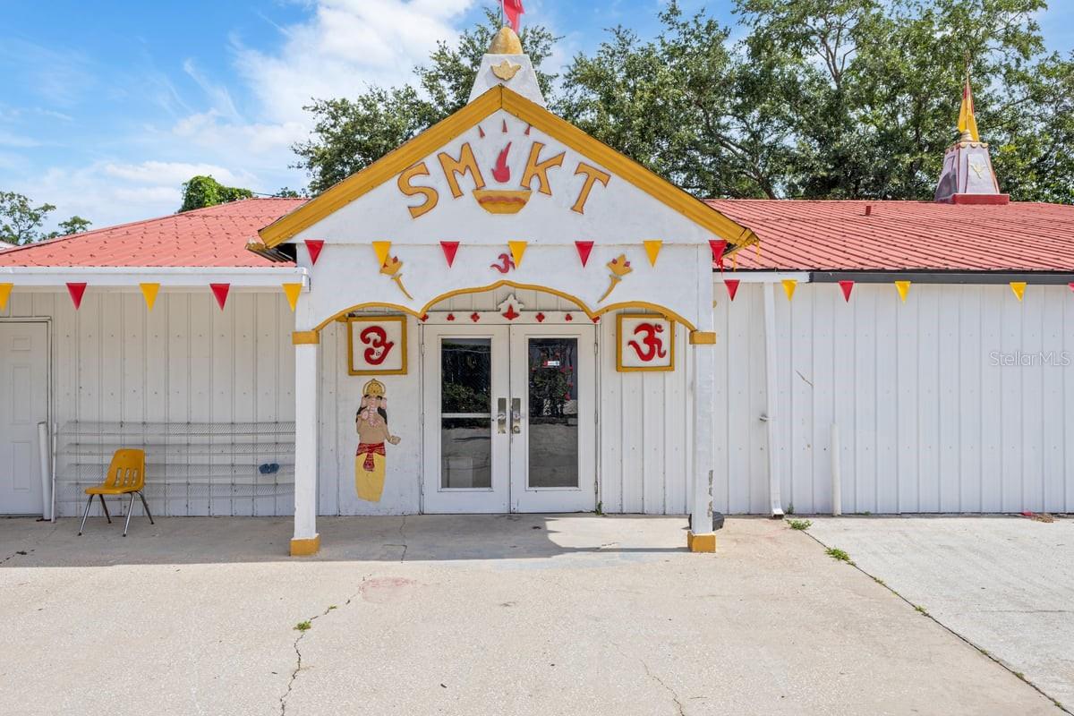 6348 All American Boulevard, FL
