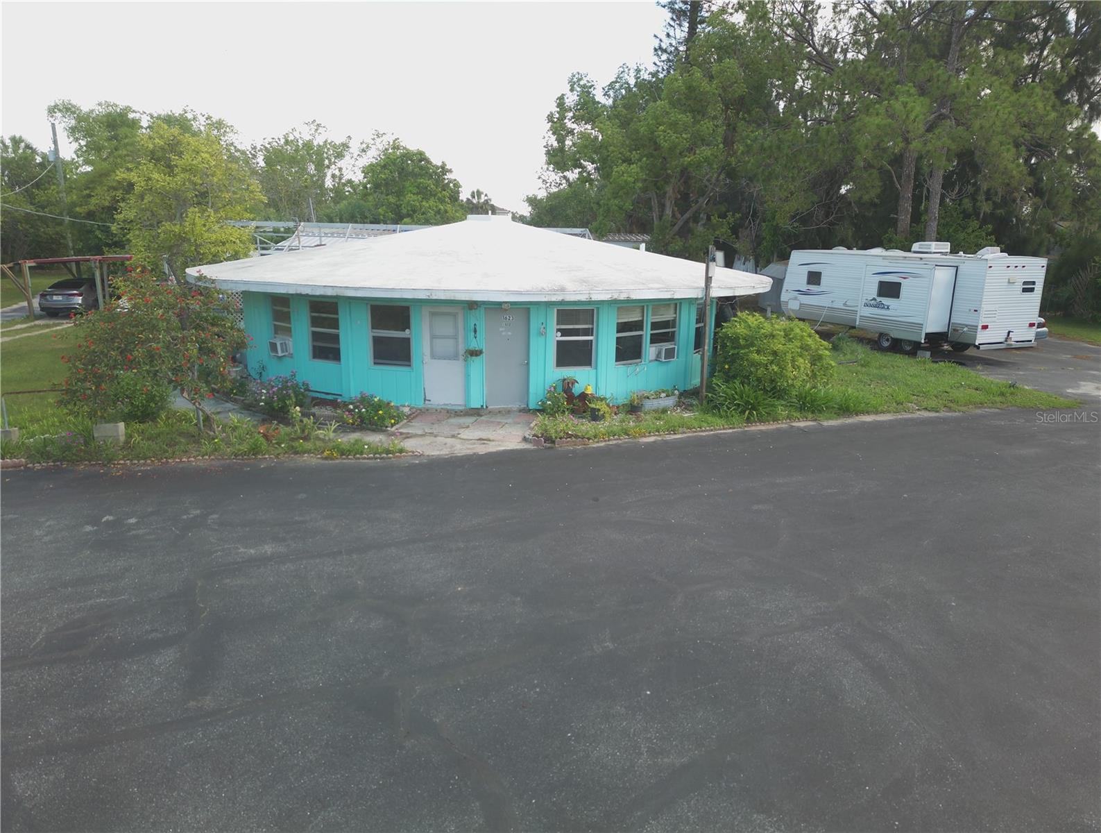 1603, 1605,1608,1611 Shell Point Road, FL