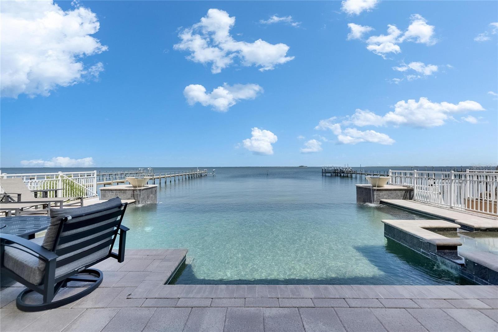 6418 Bright Bay Court, FL