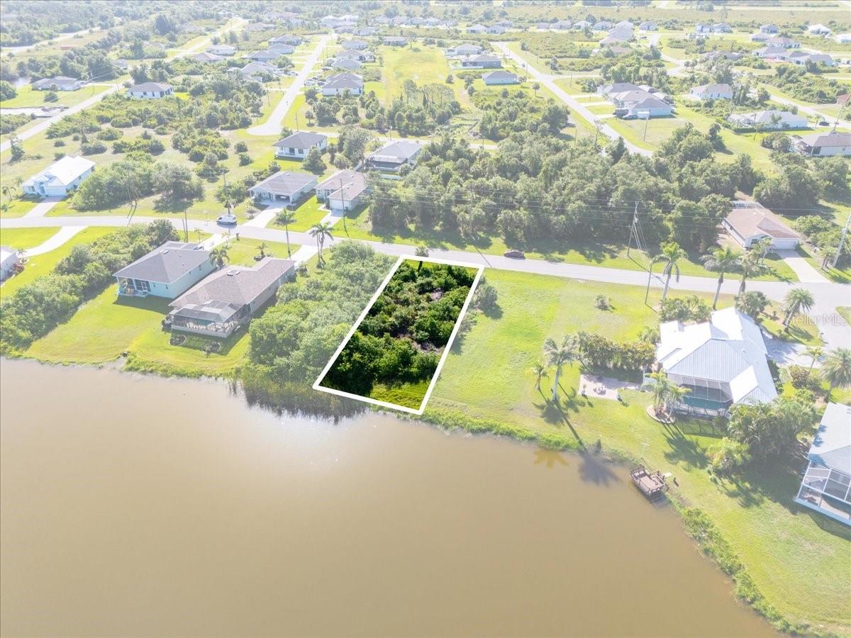 214 Antilla Drive, FL