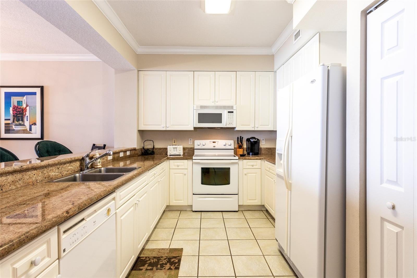 60 Surfview Drive, FL