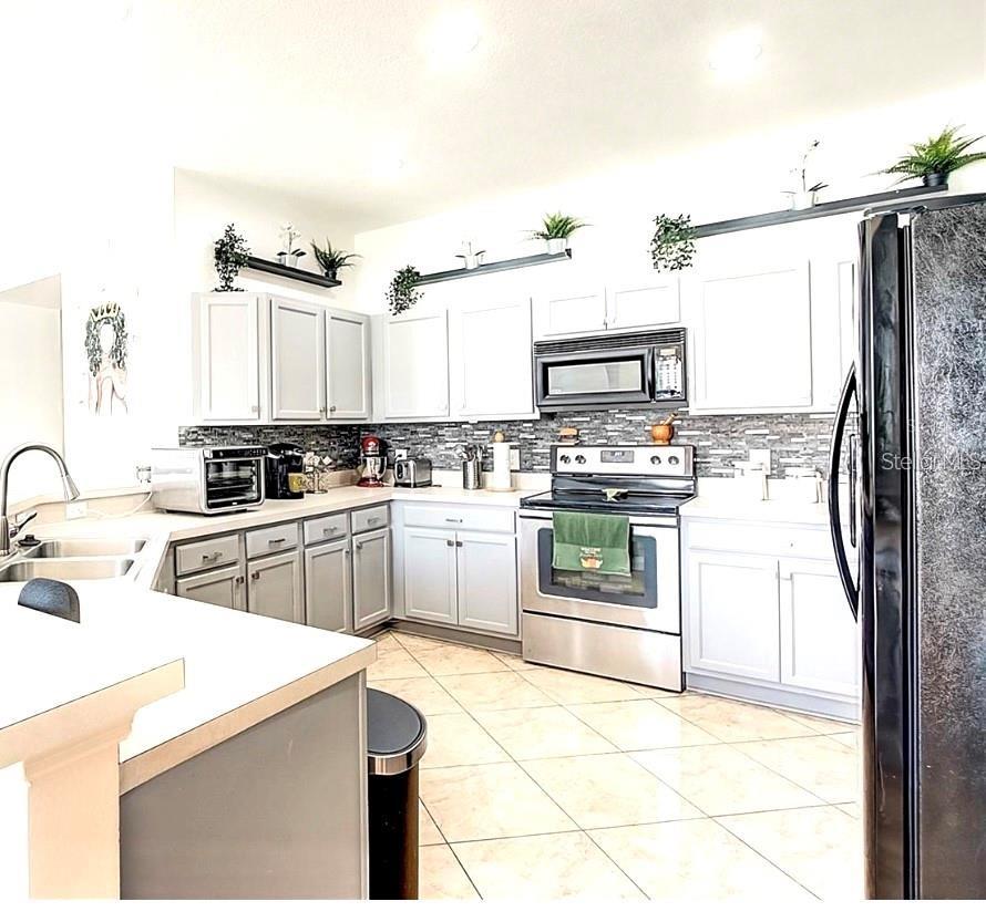 2024 Bearing Lane, FL