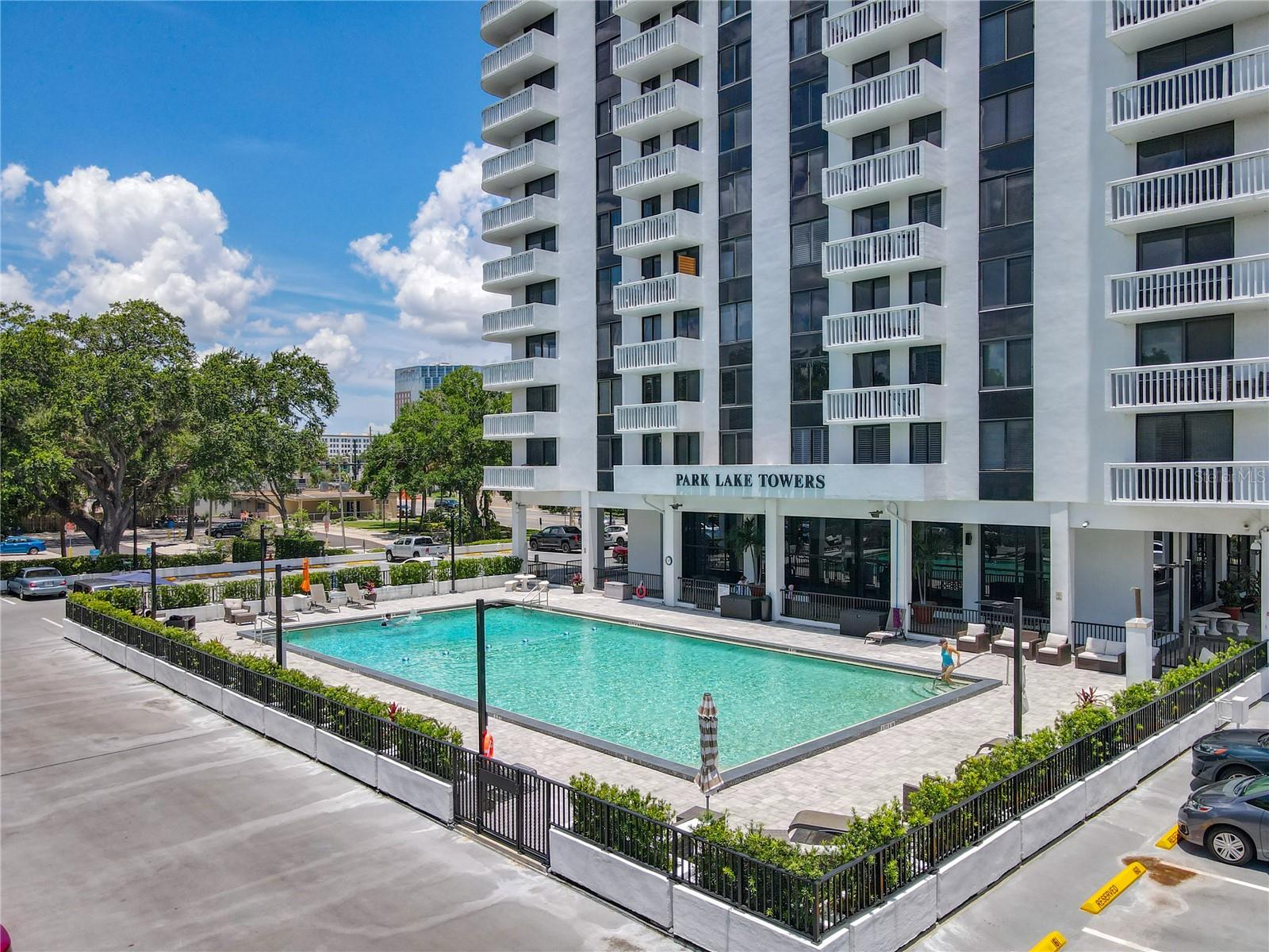 400 Colonial Drive, FL