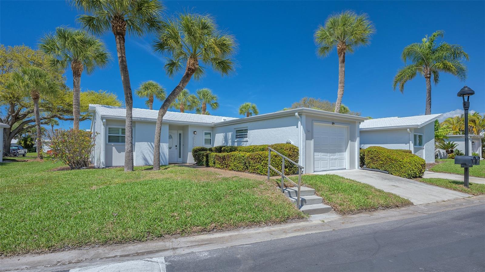 119 Whispering Sands Circle, FL