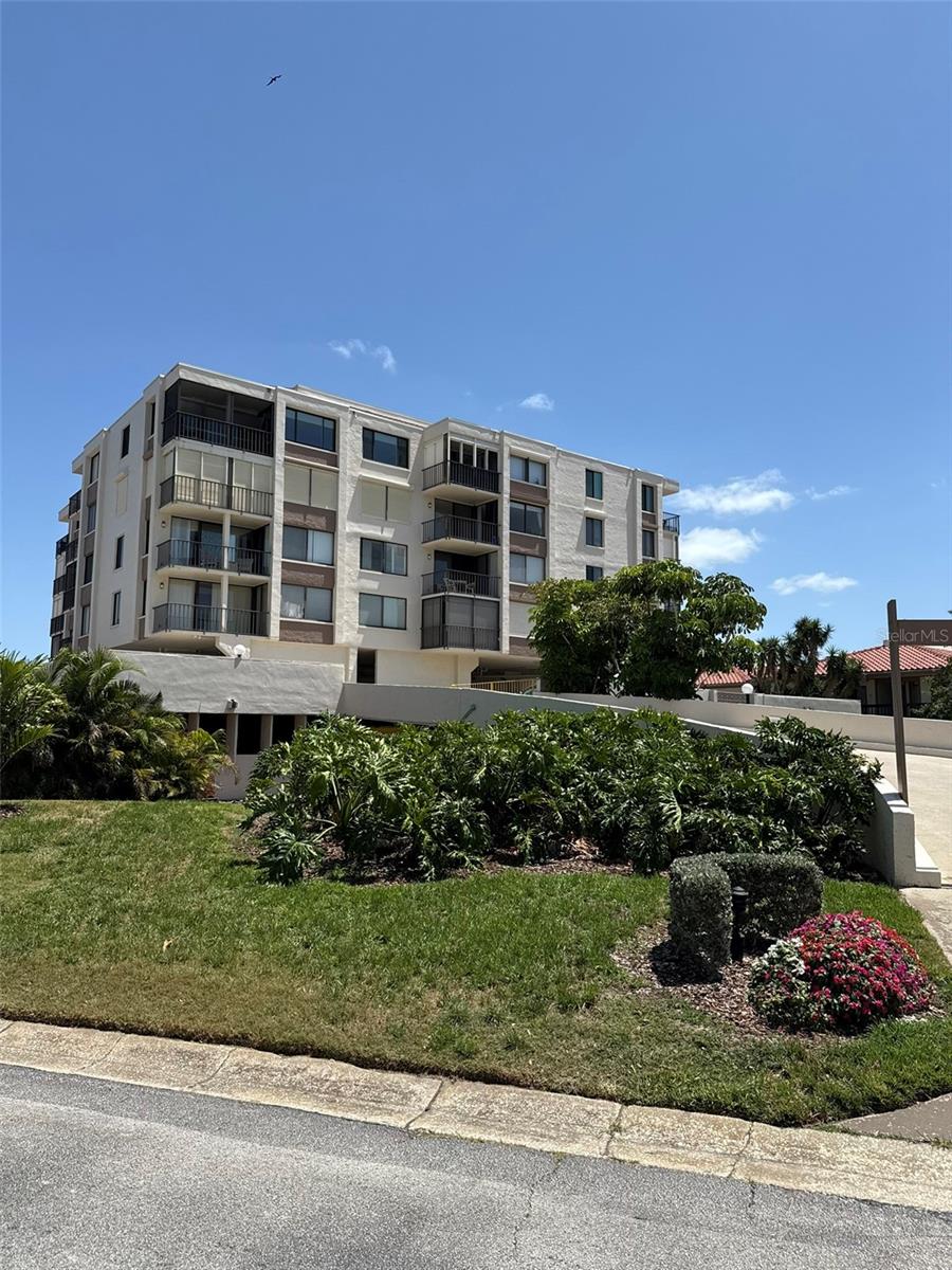 6218 Palma Del Mar, FL