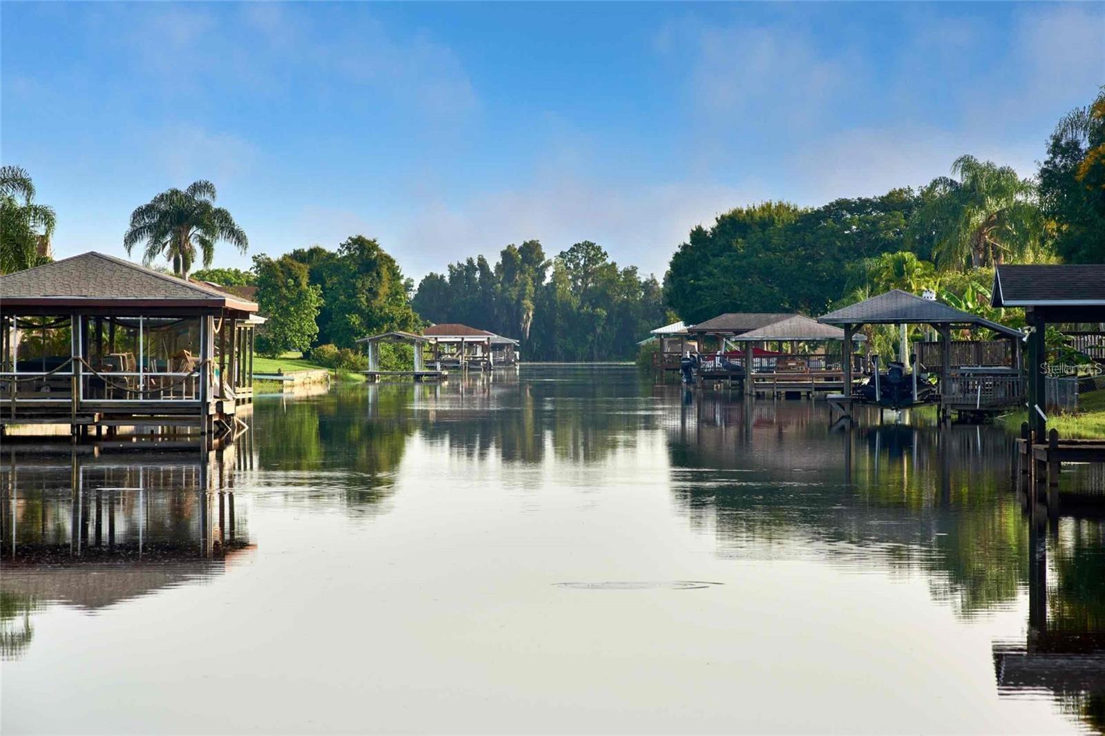 Orlando Drive, FL