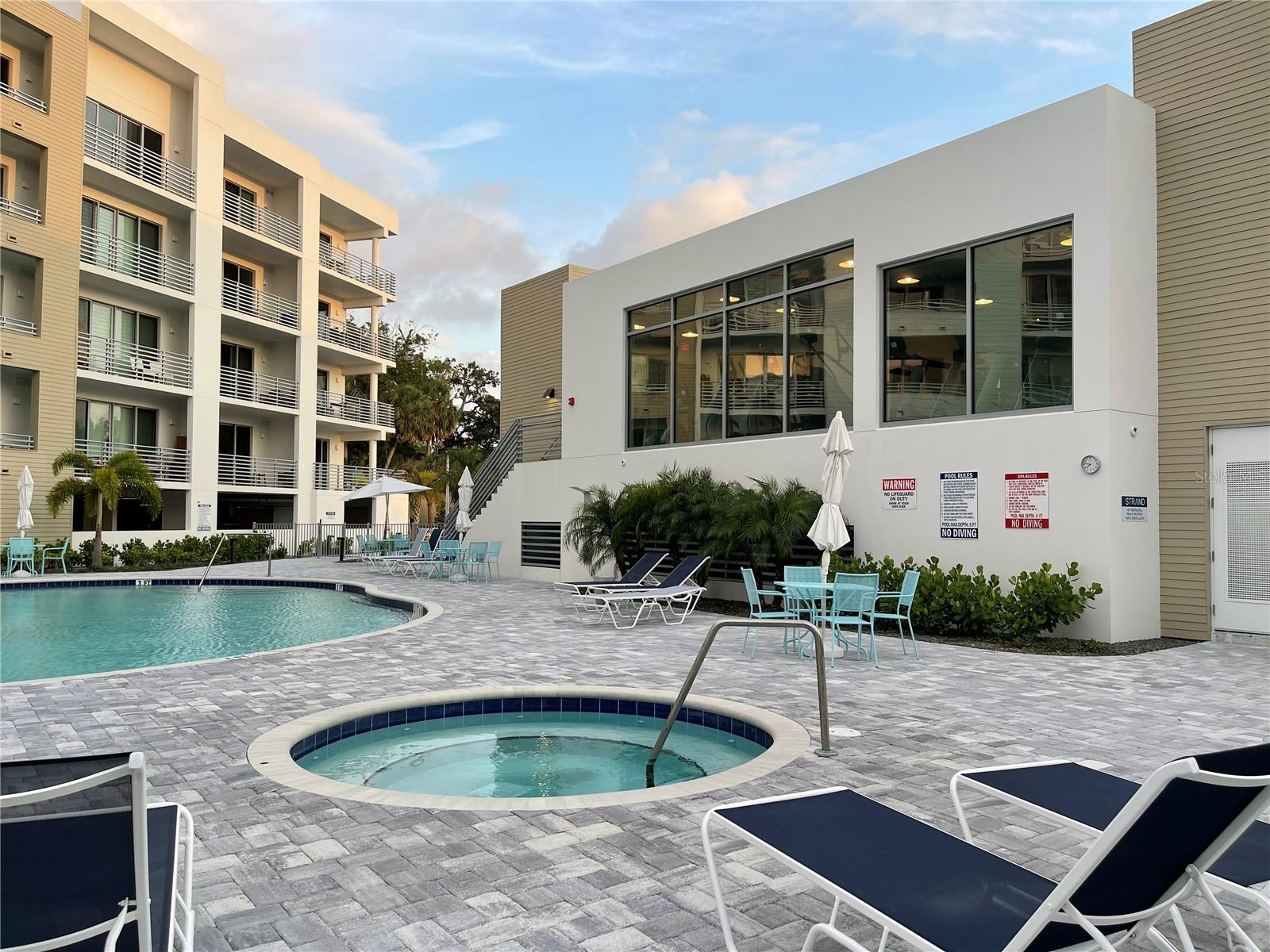 1709 Tamiami Trail, FL