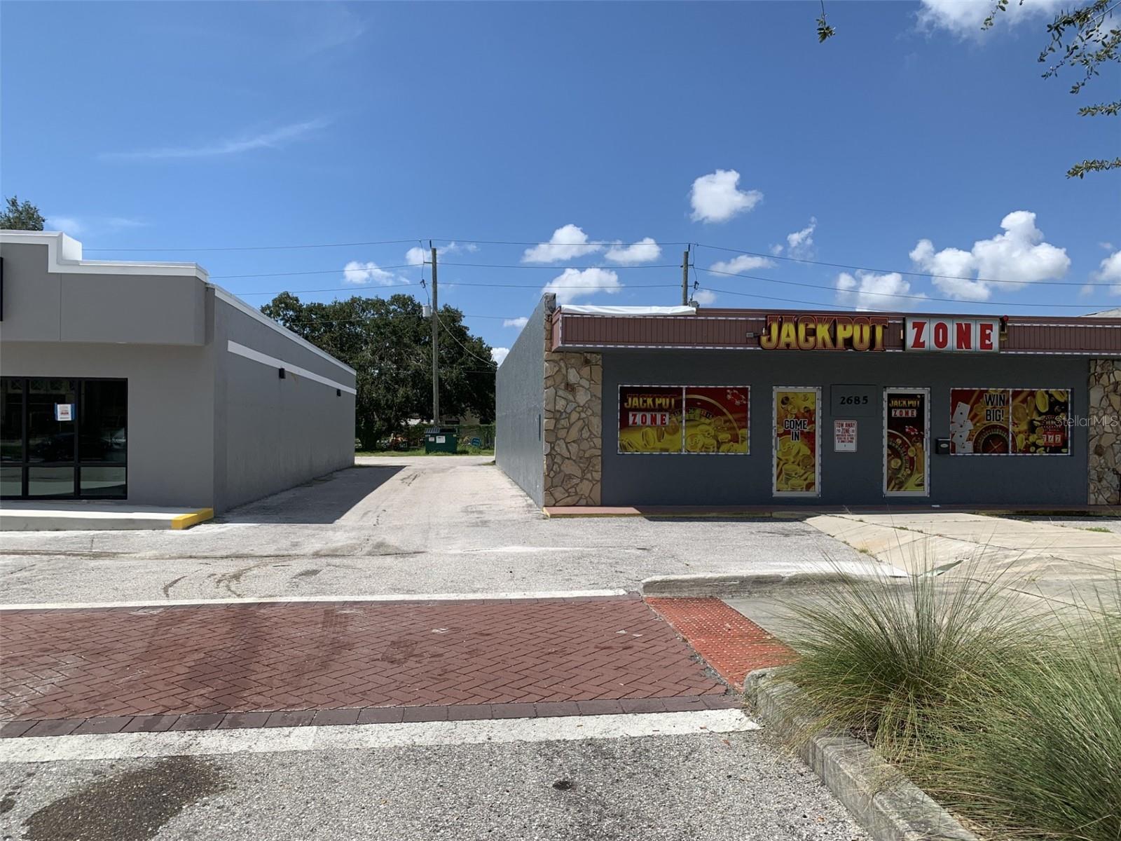 2685 Tamiami Trail, FL