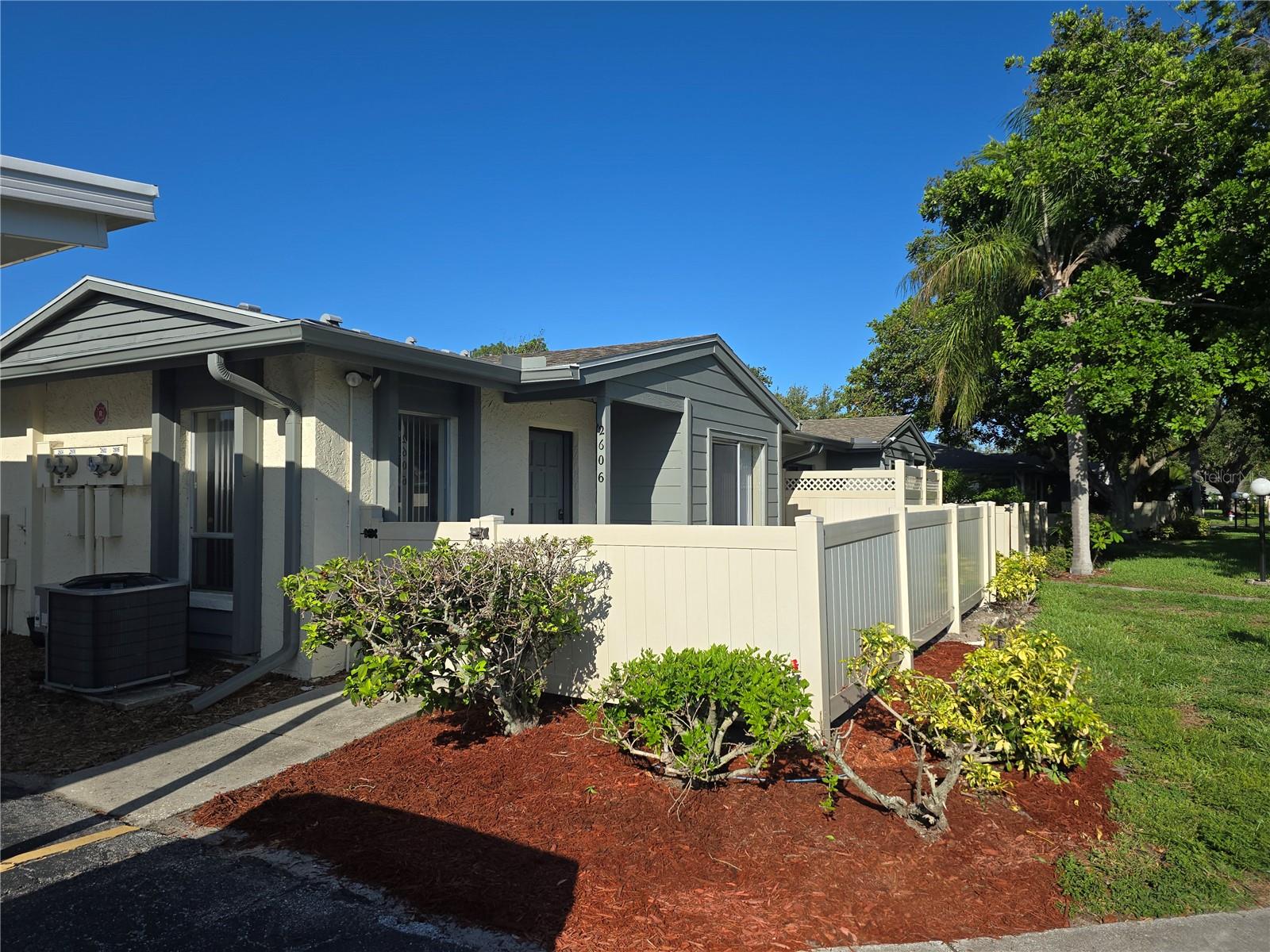 2606 29th Ave W, FL