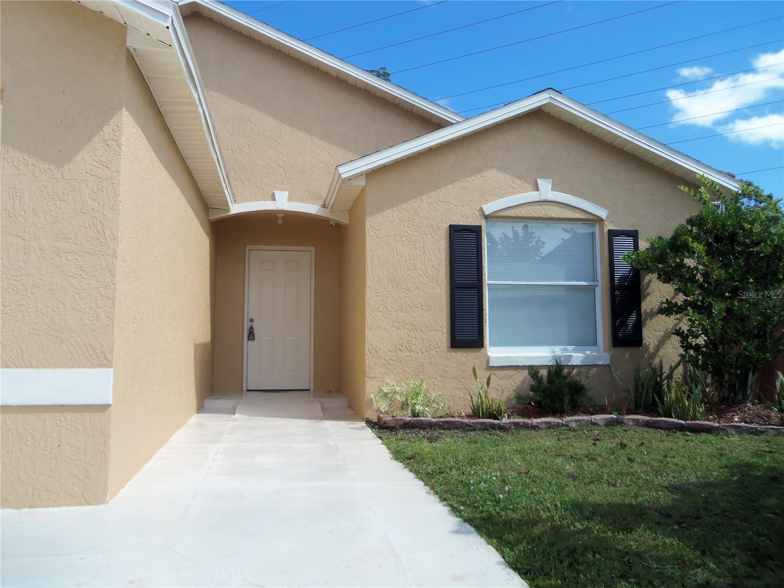 1021 Golfside Court, FL