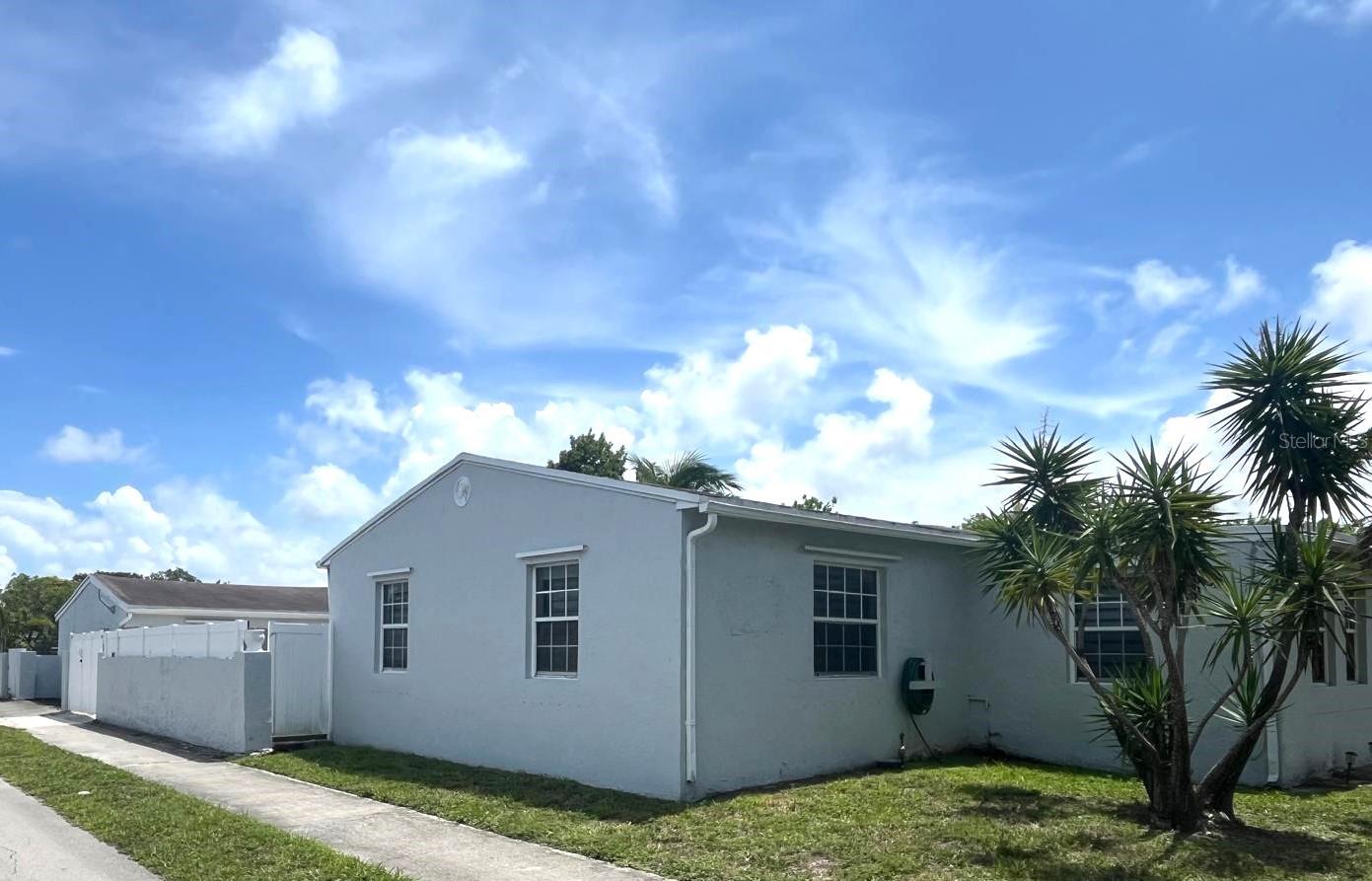 2402 Rodman Street, FL