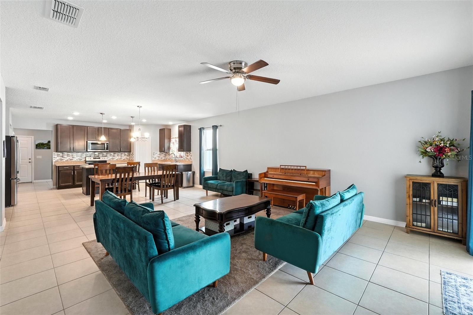 303 Briarbrook Lane, FL
