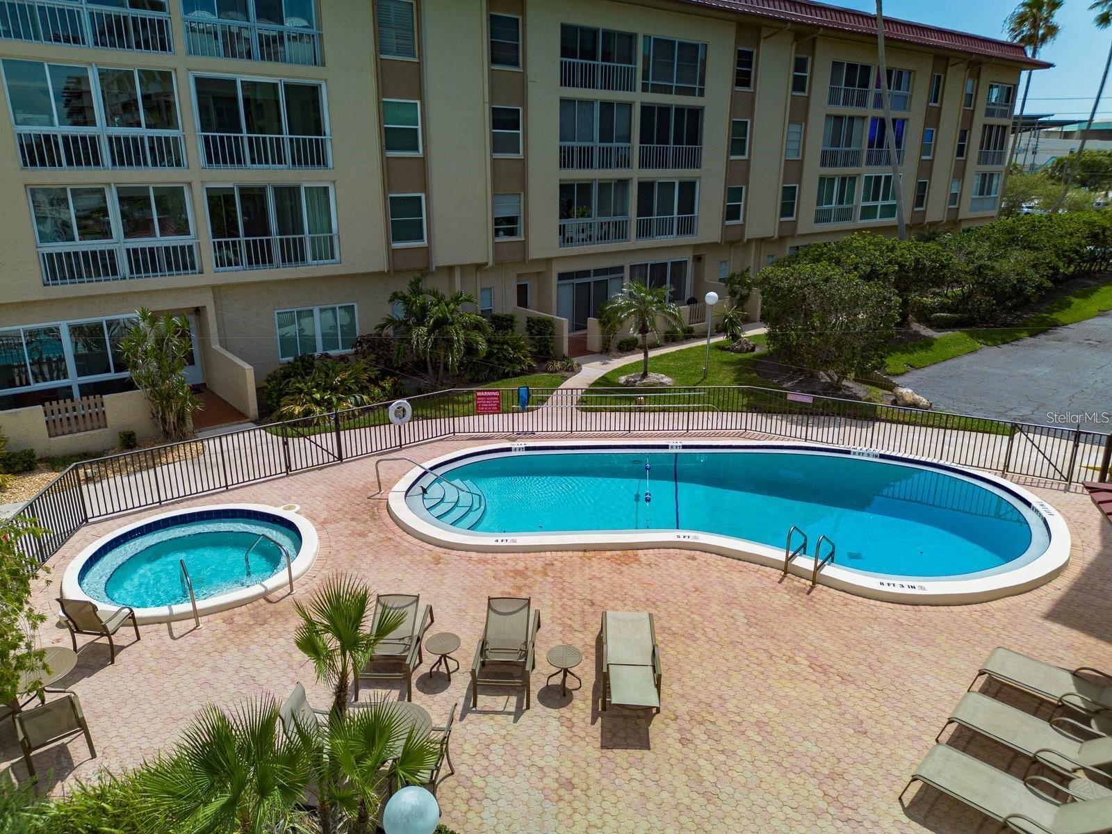 105 Island Way, FL