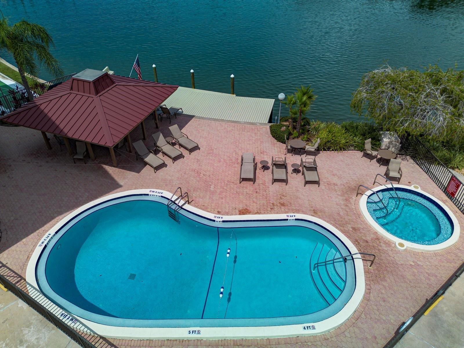 105 Island Way, FL