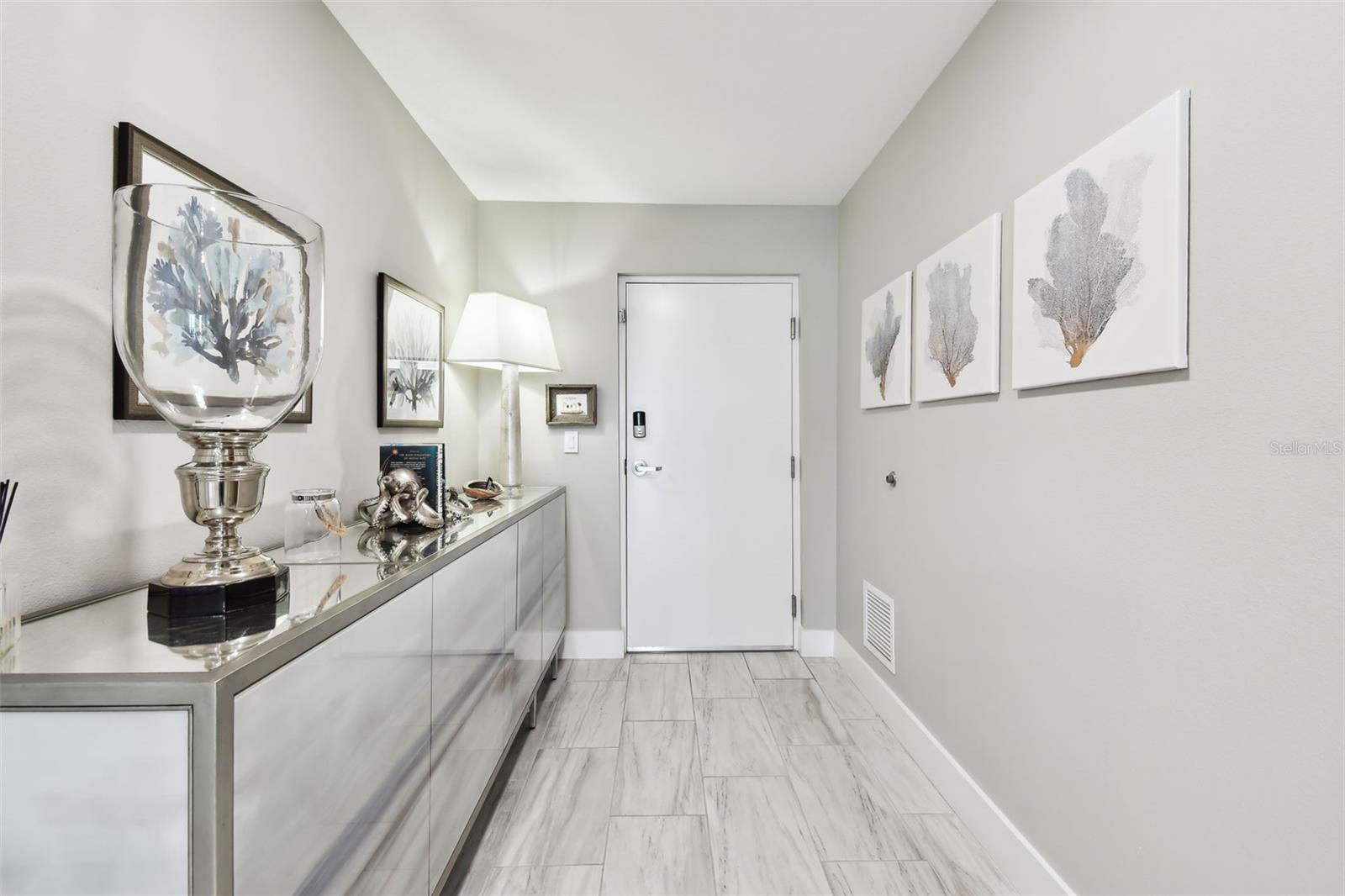 415 Island Way, FL