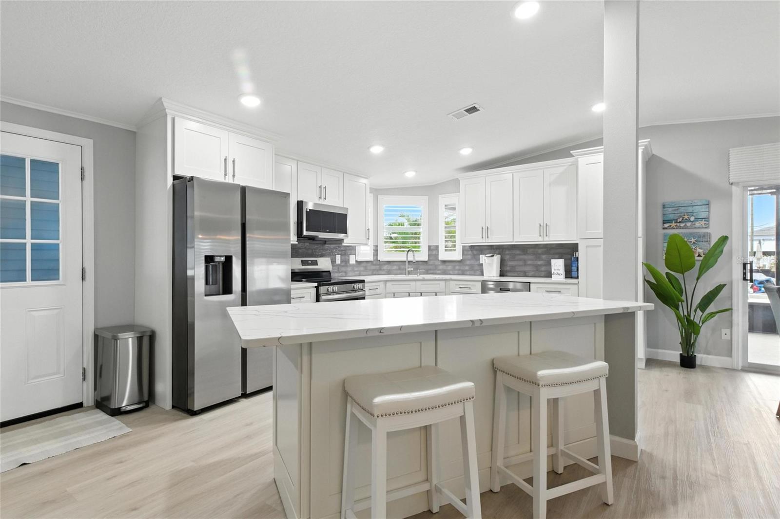 38 Plumosa Drive, FL