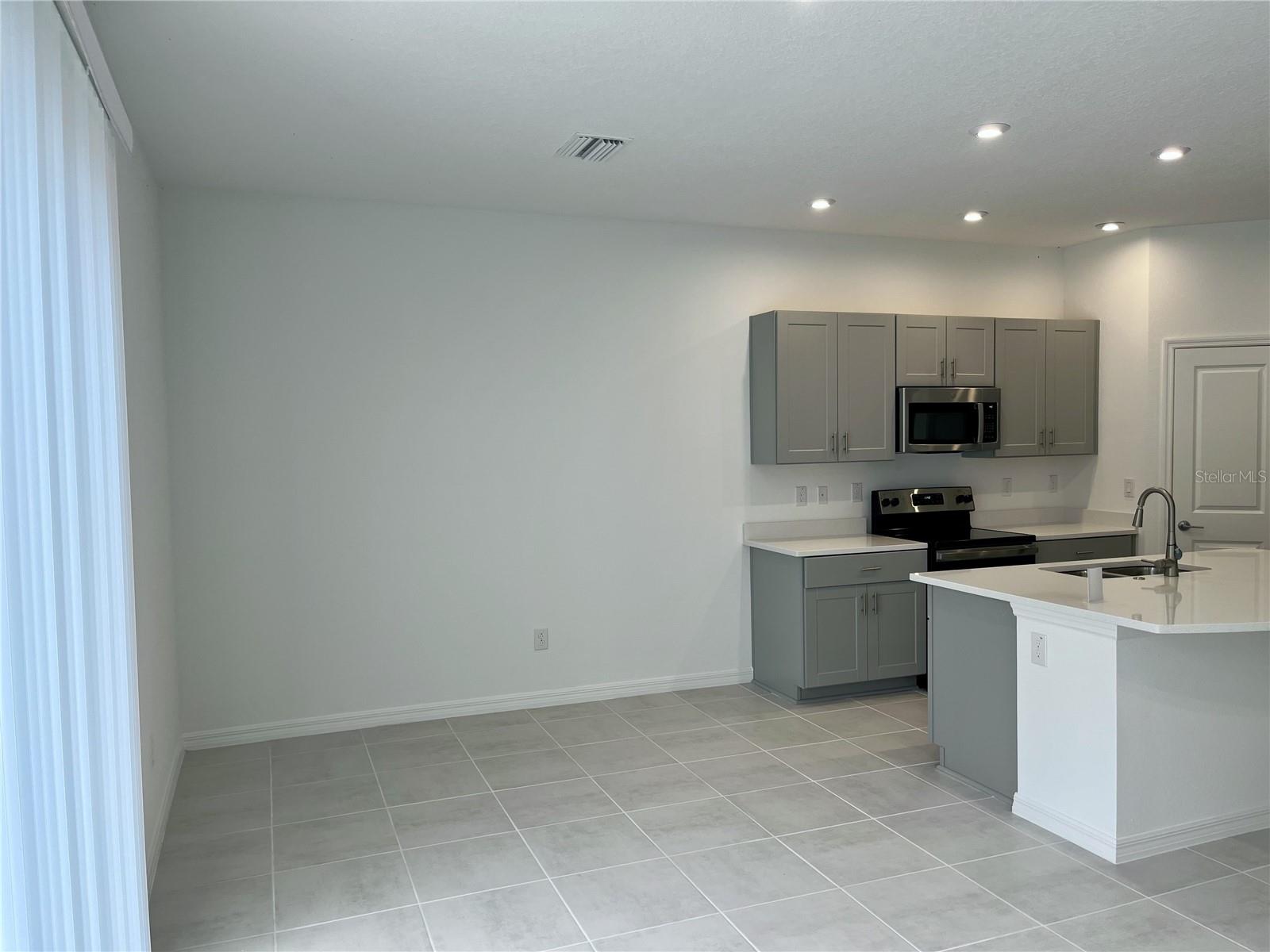 34142 Polacca Lane, FL