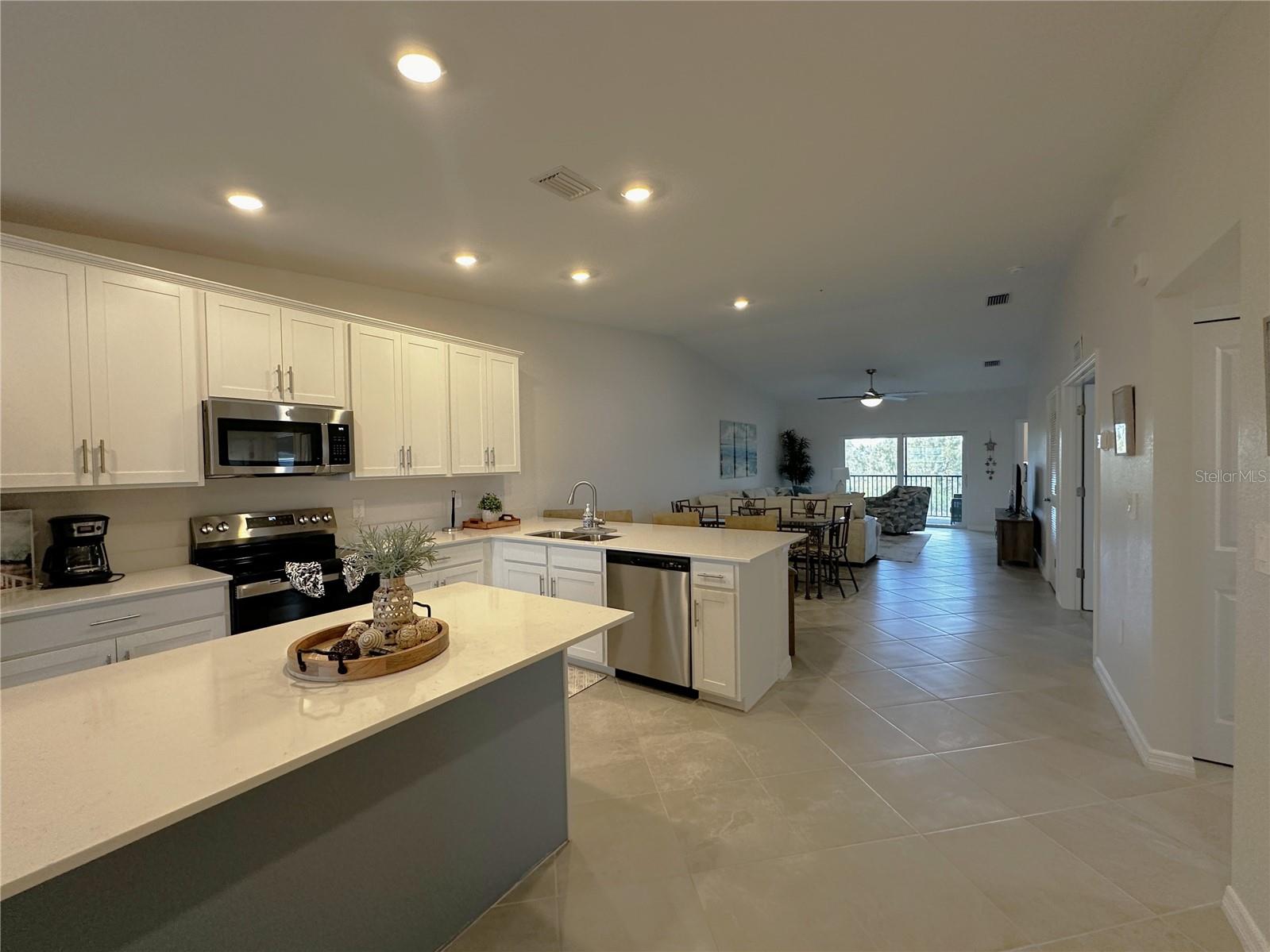 14231 Heritage Landing Boulevard, FL