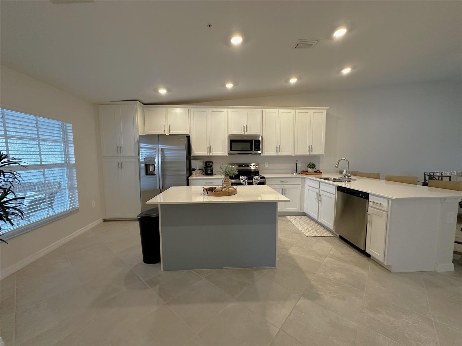 14231 Heritage Landing Boulevard, FL