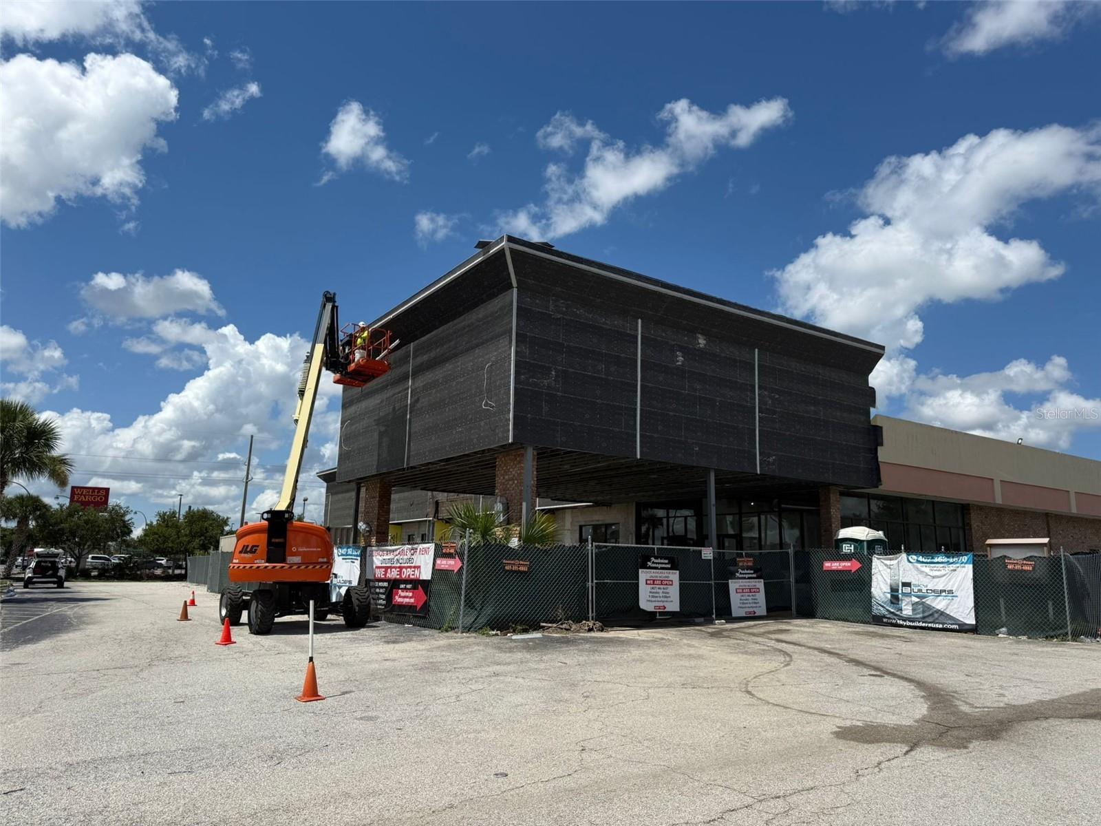 7900 Orange Blossom Trail, FL