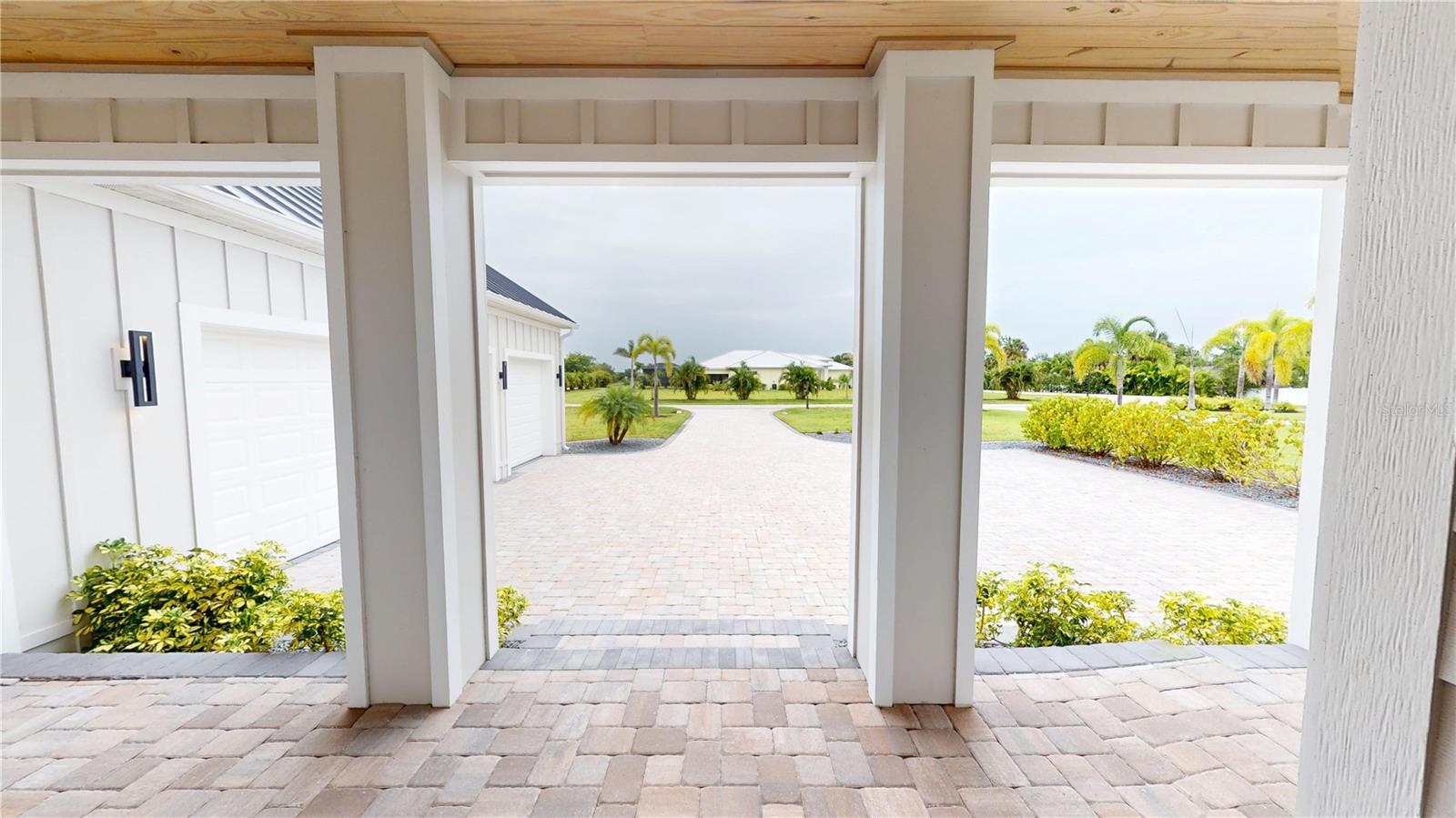 2073 Treasure Lane, FL