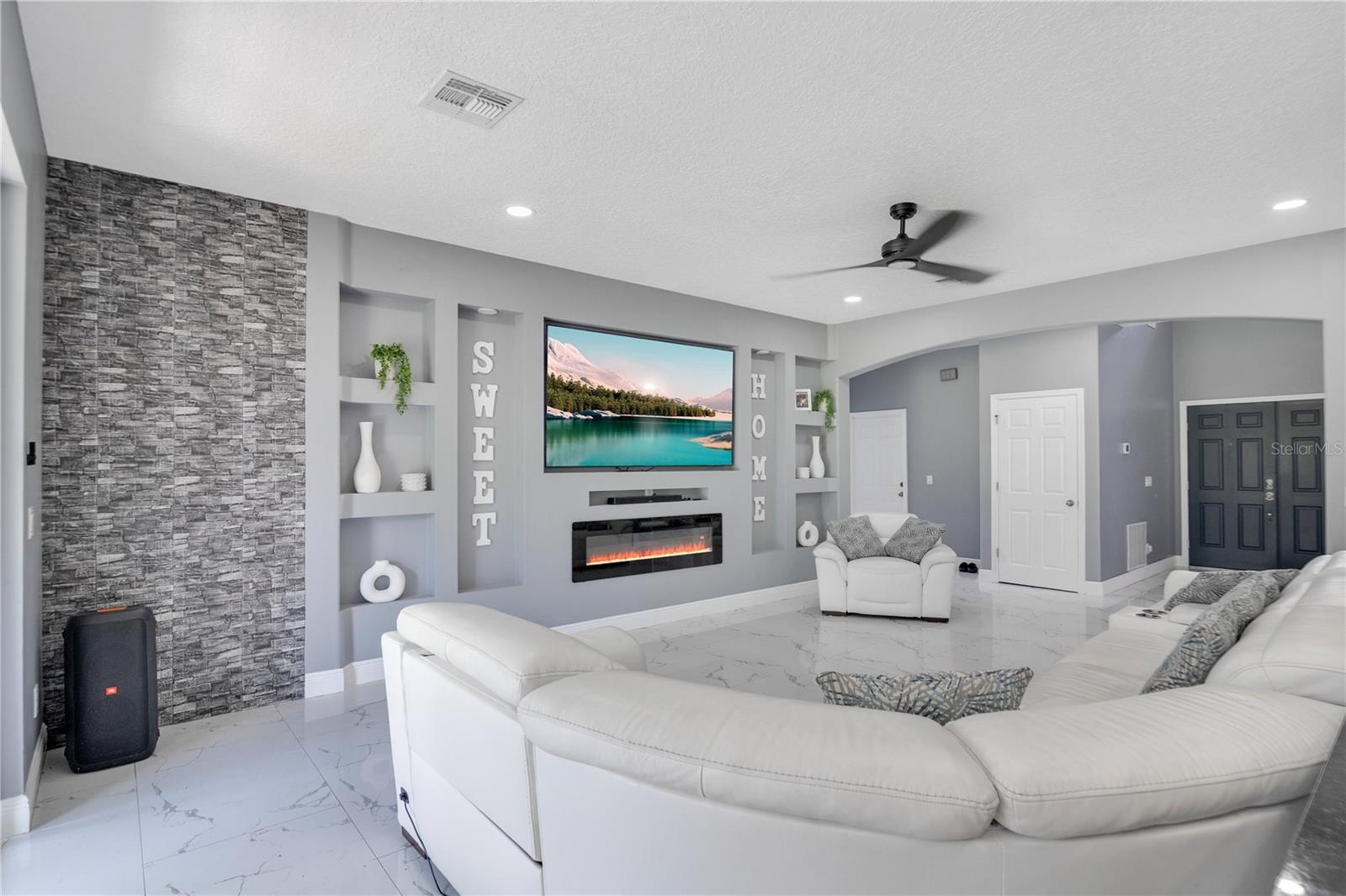 5047 Adair Oak Drive, FL