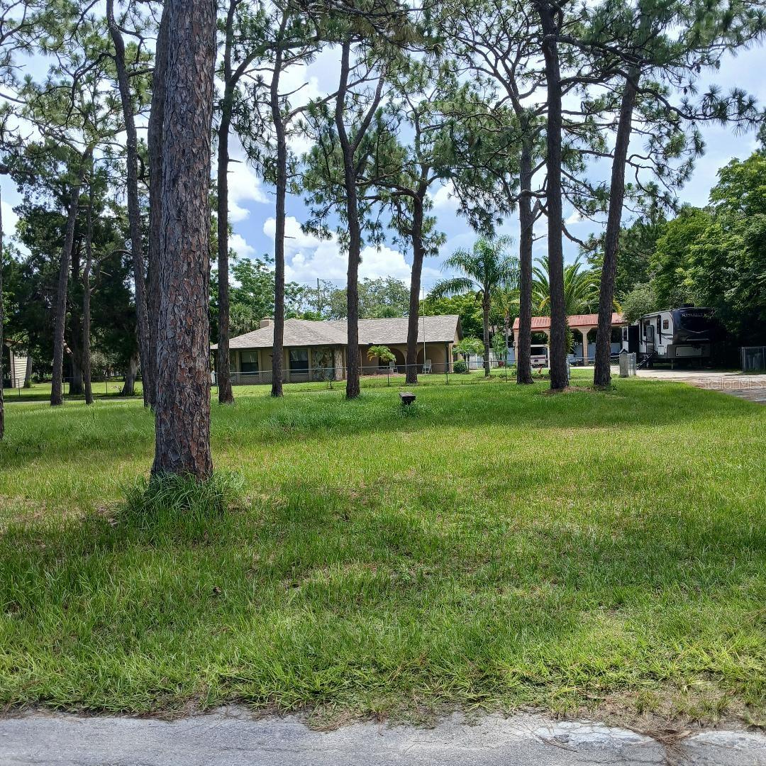 Lyle Circle, FL
