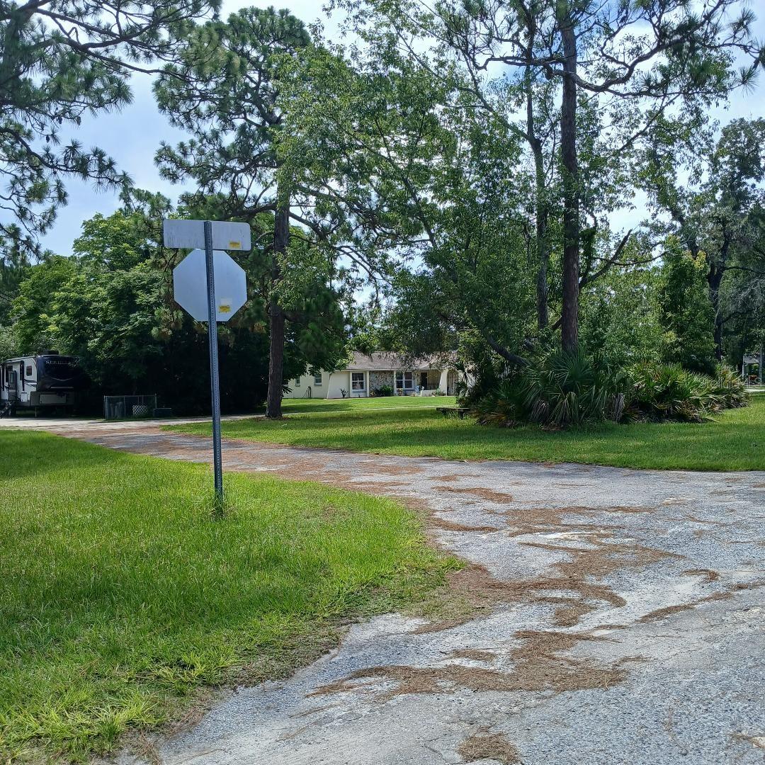 Lyle Circle, FL