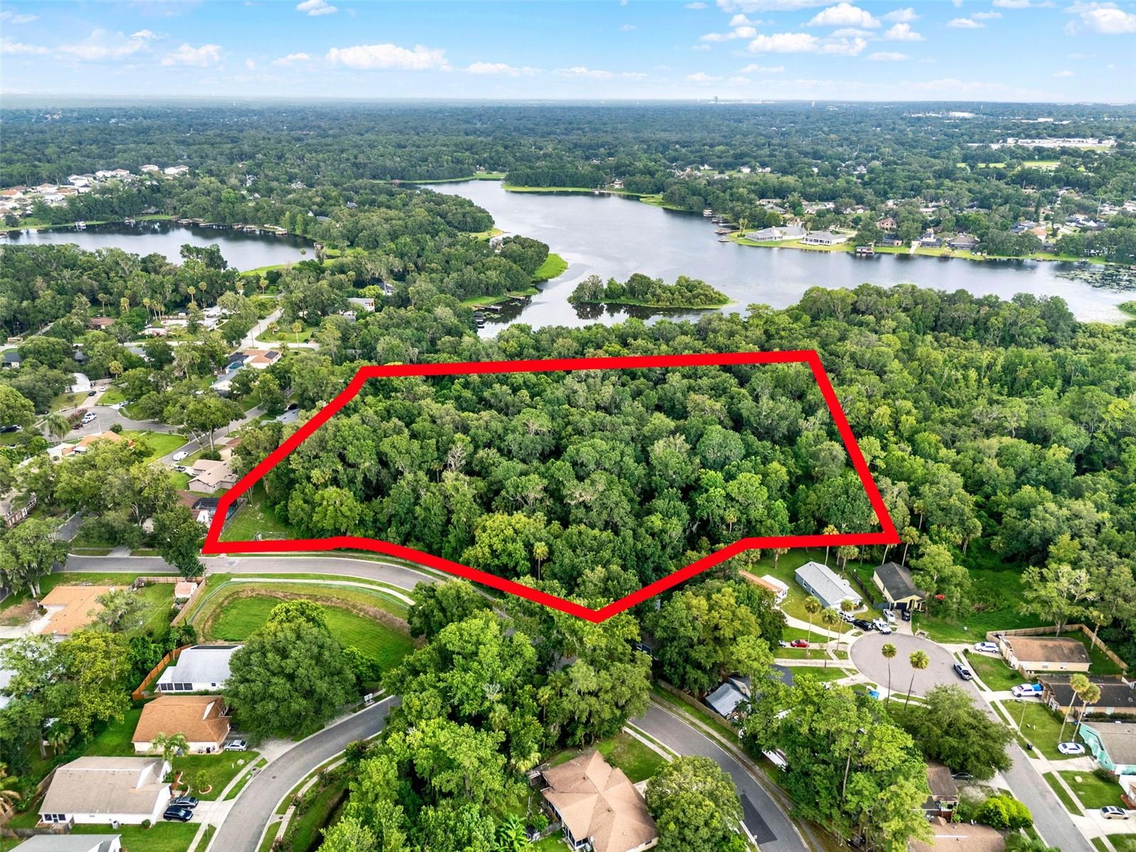 390 Lake Mccoy Drive, FL