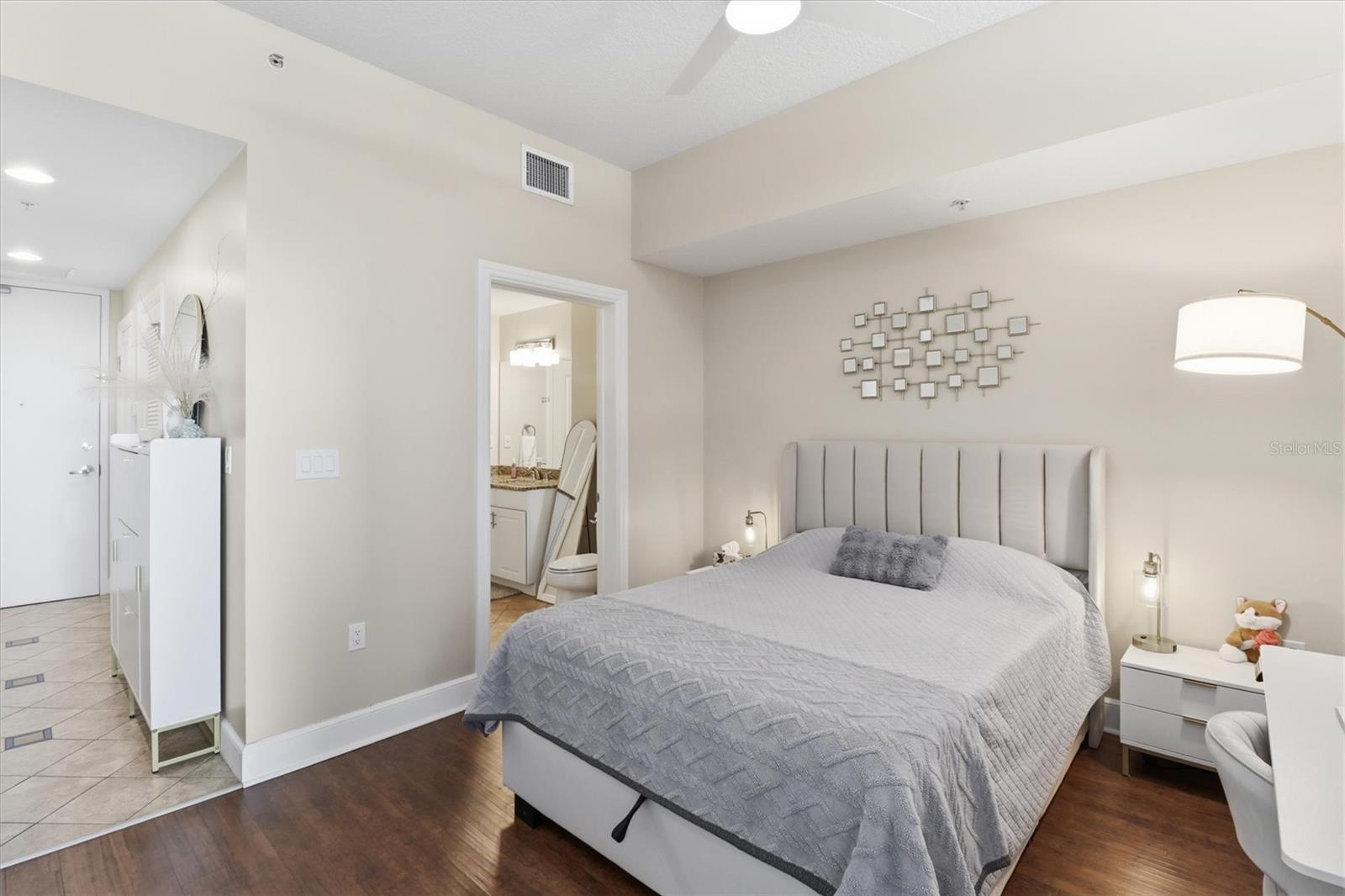 101 Eola Drive, FL