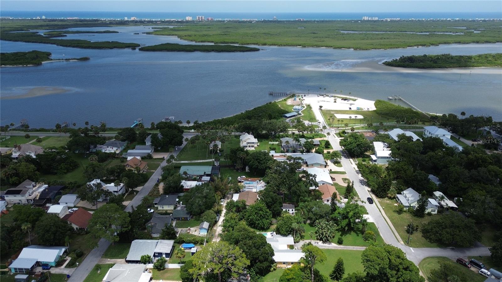 403 Ridgewood Avenue, FL