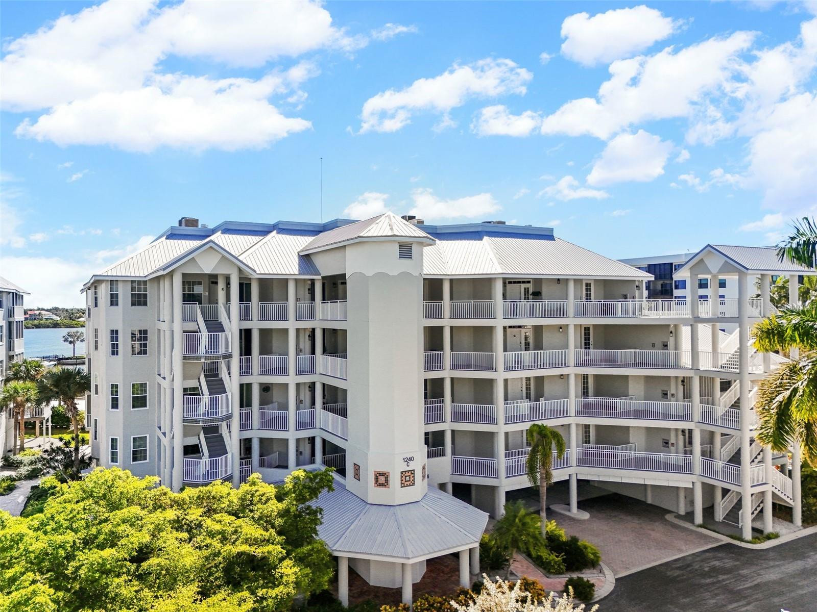 1240 Dolphin Bay Way, FL