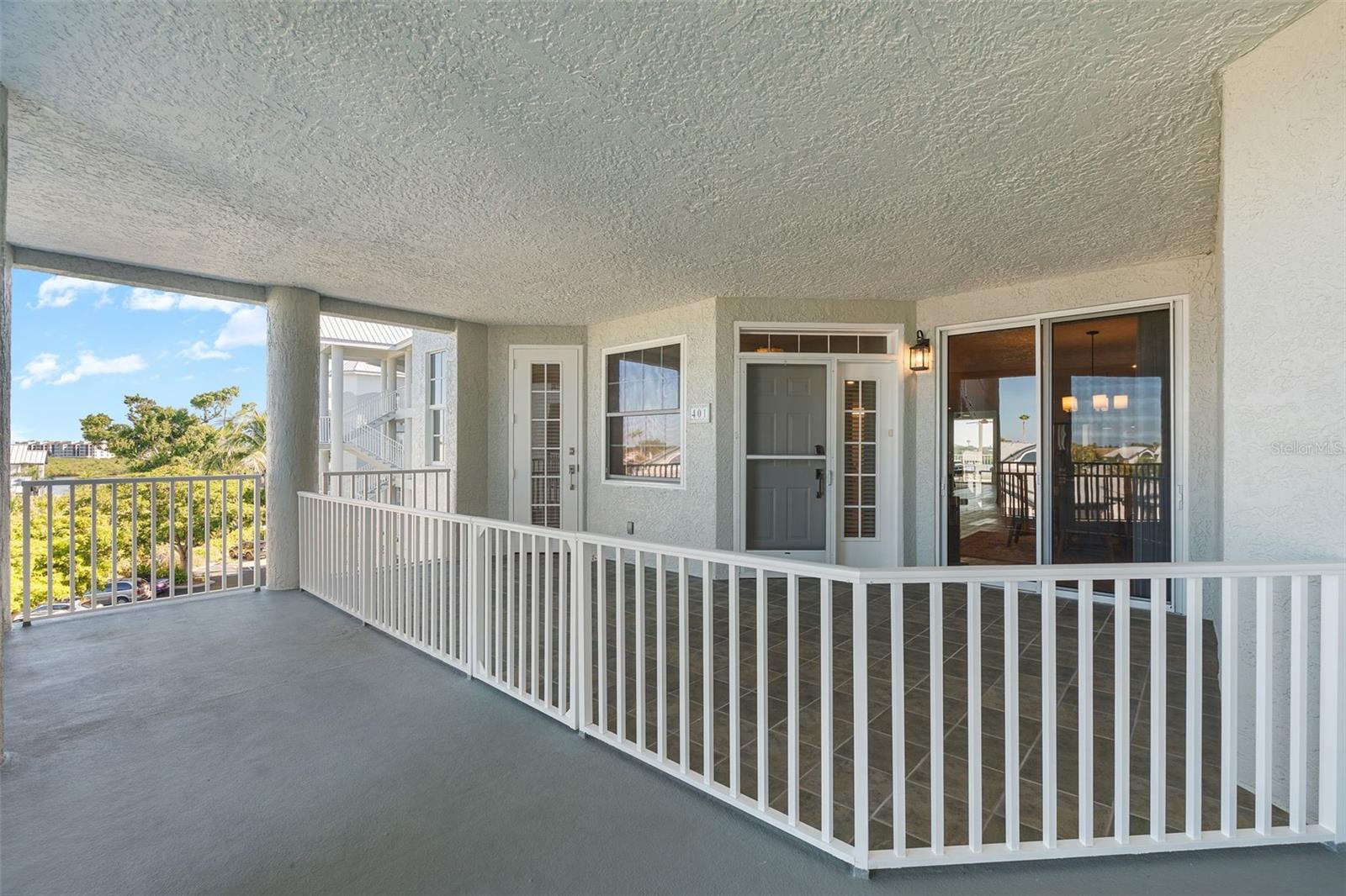 1240 Dolphin Bay Way, FL