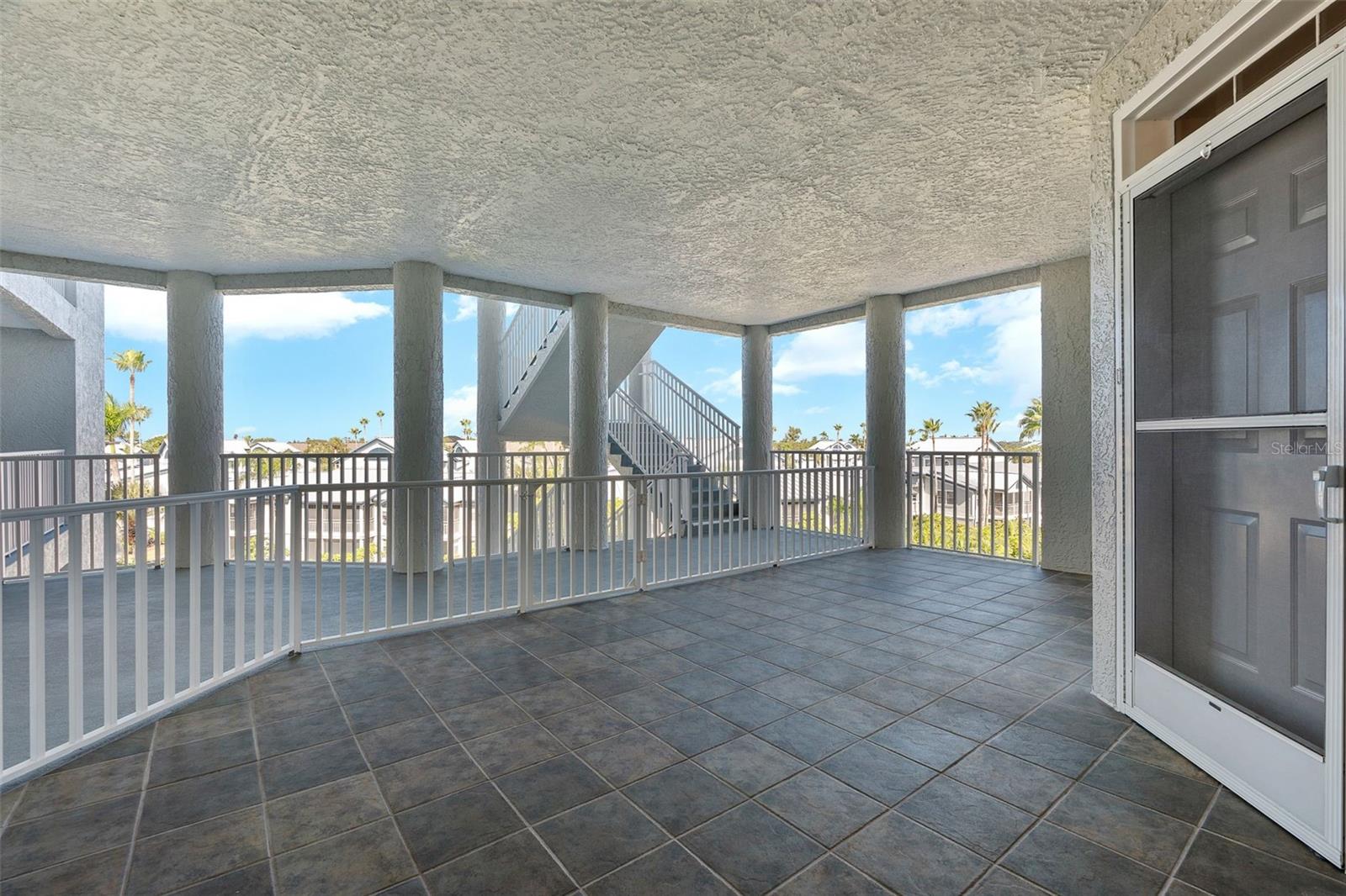 1240 Dolphin Bay Way, FL