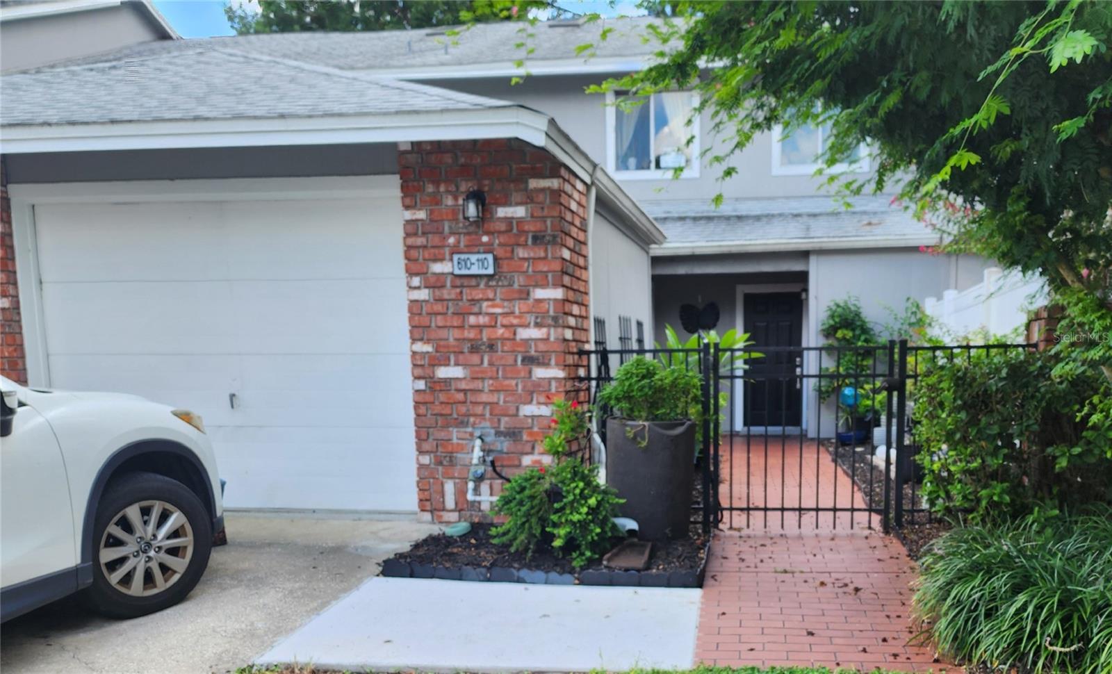 610 Chestnut Oak Circle, FL