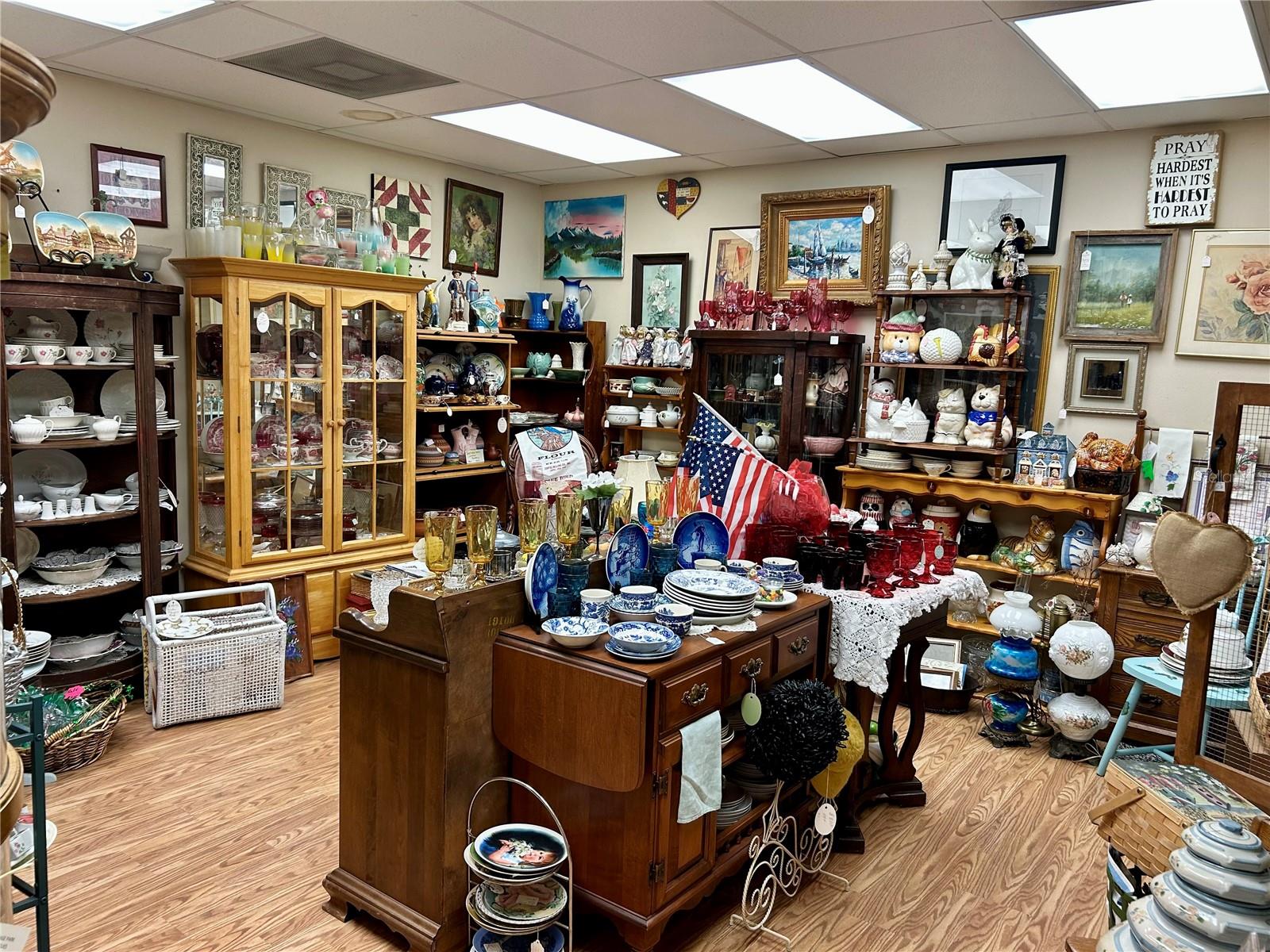 208 Main Street, FL