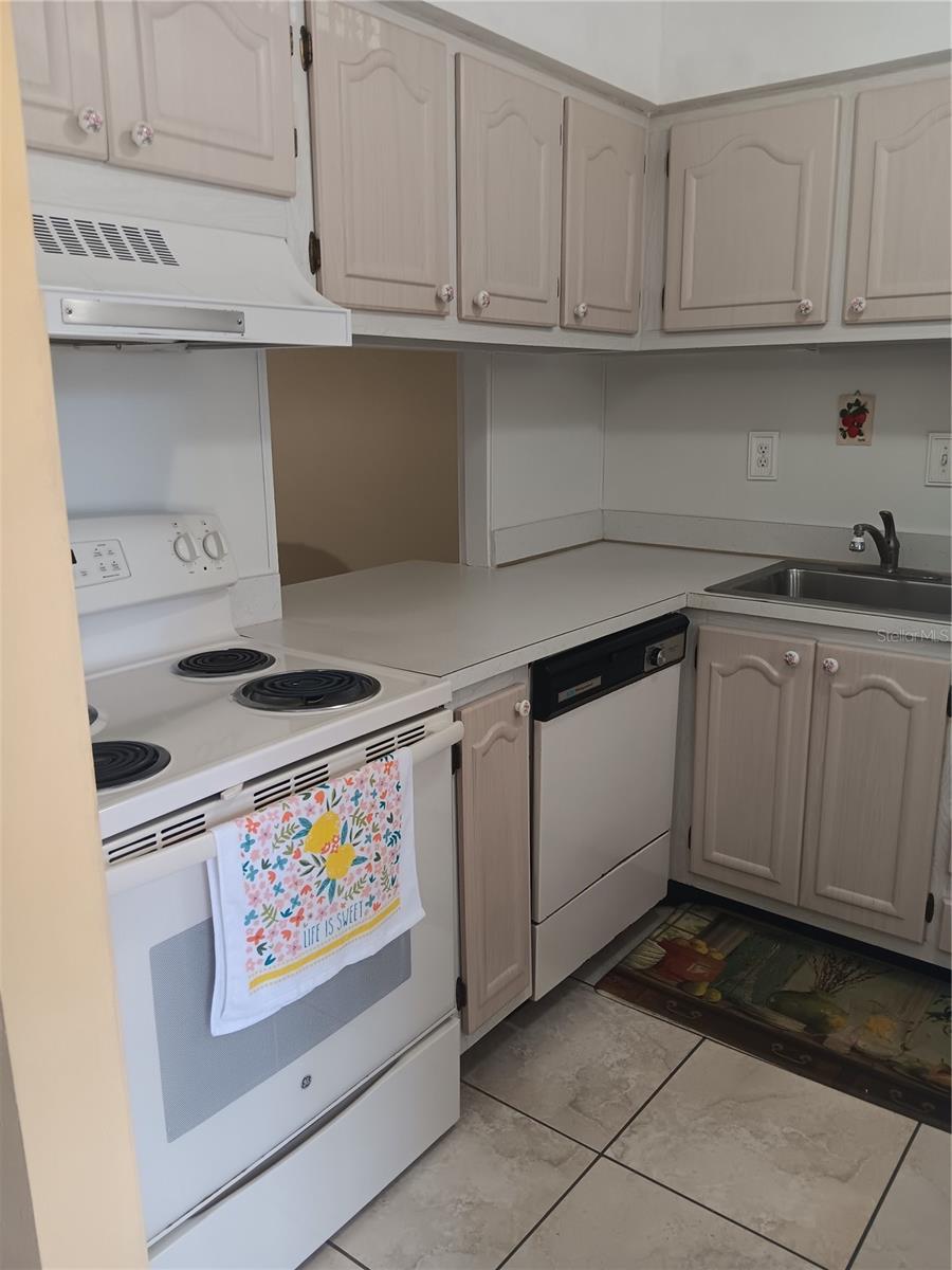2806 Powers Drive, FL