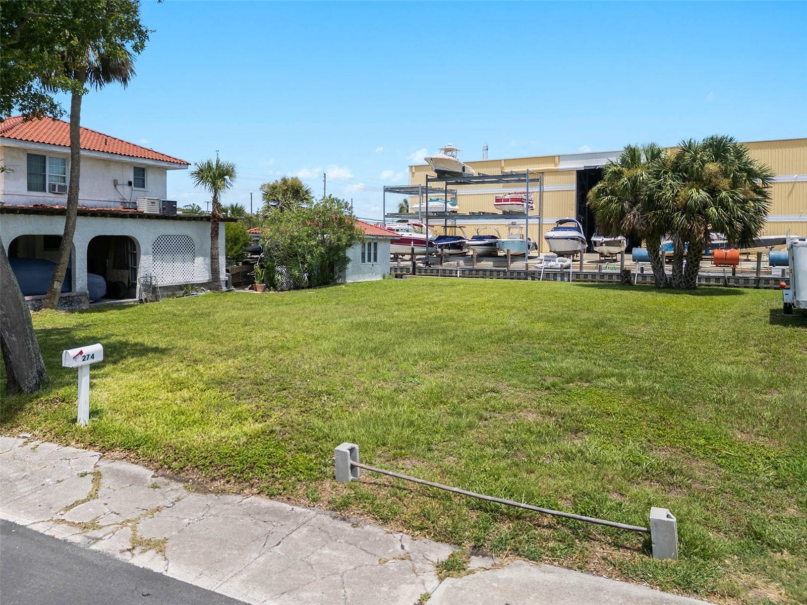 274 Lexington Drive, FL