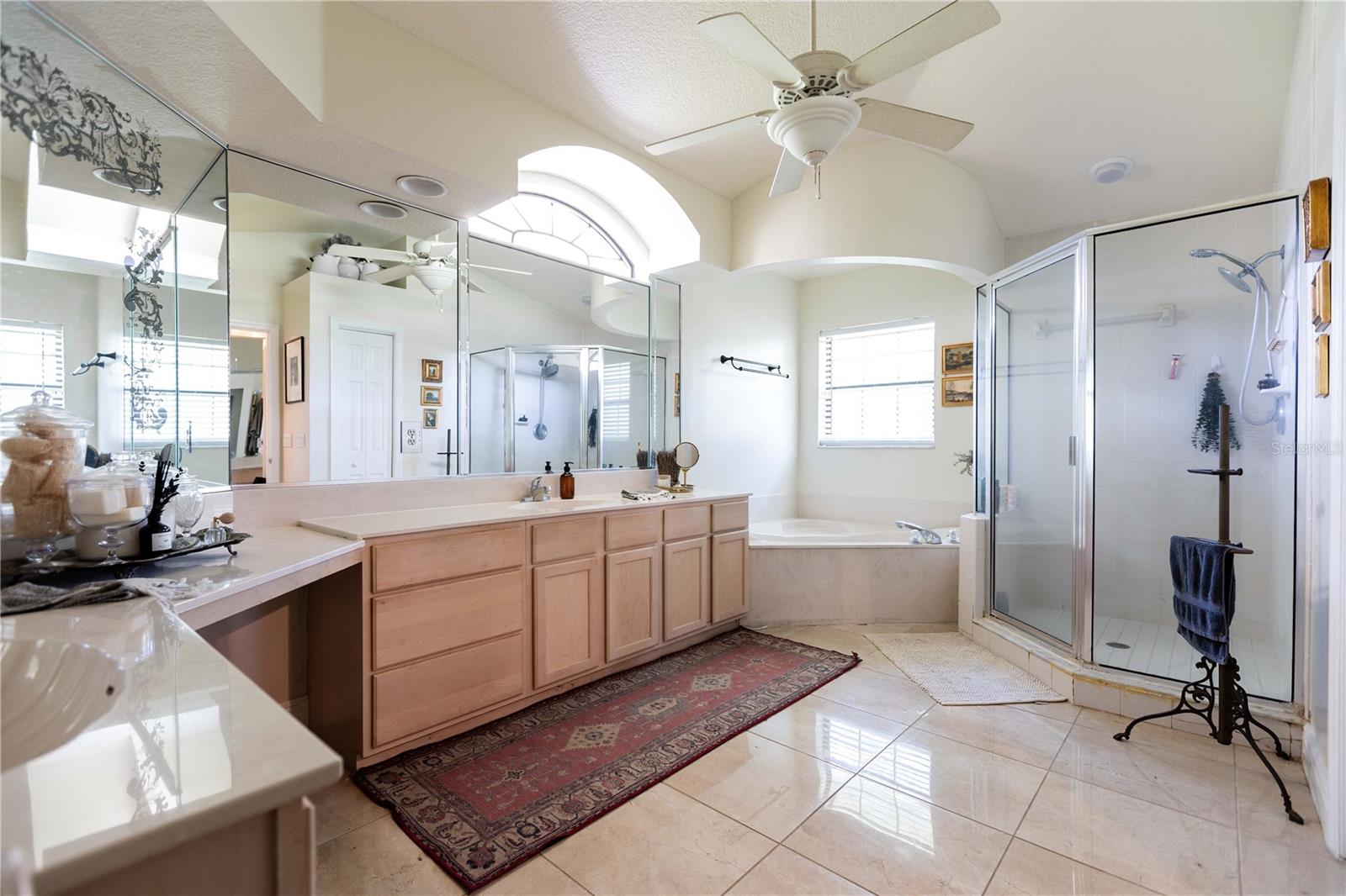 1915 40th Place, FL