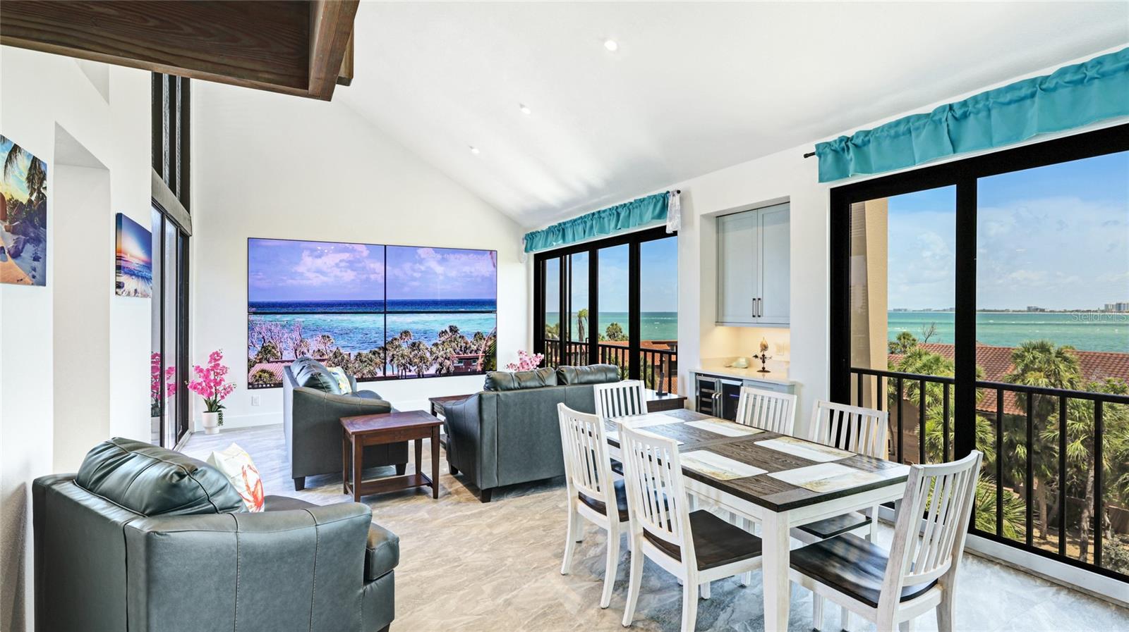 22 Sandy Cove Road, FL