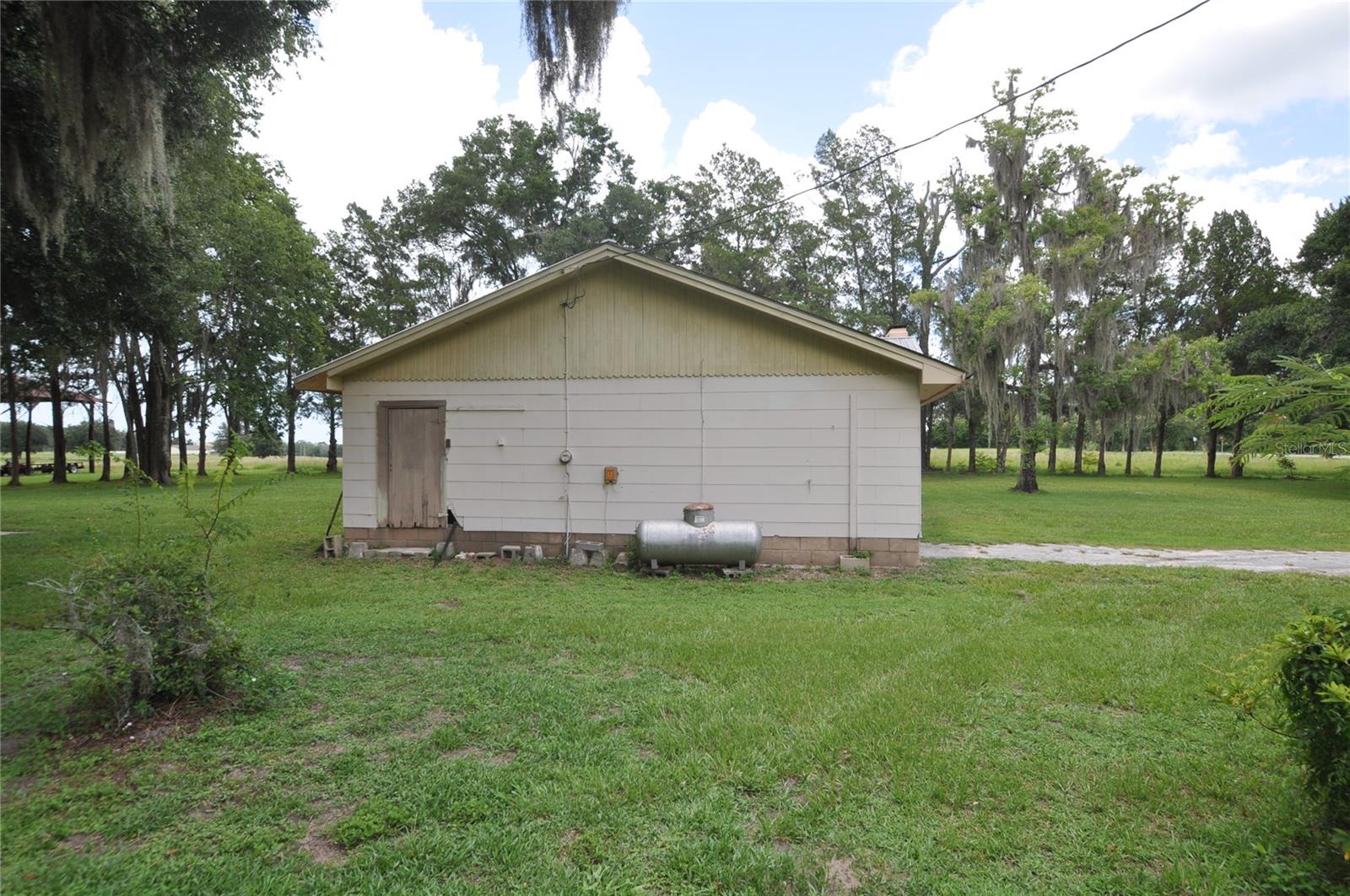 18491 State Road 121, FL