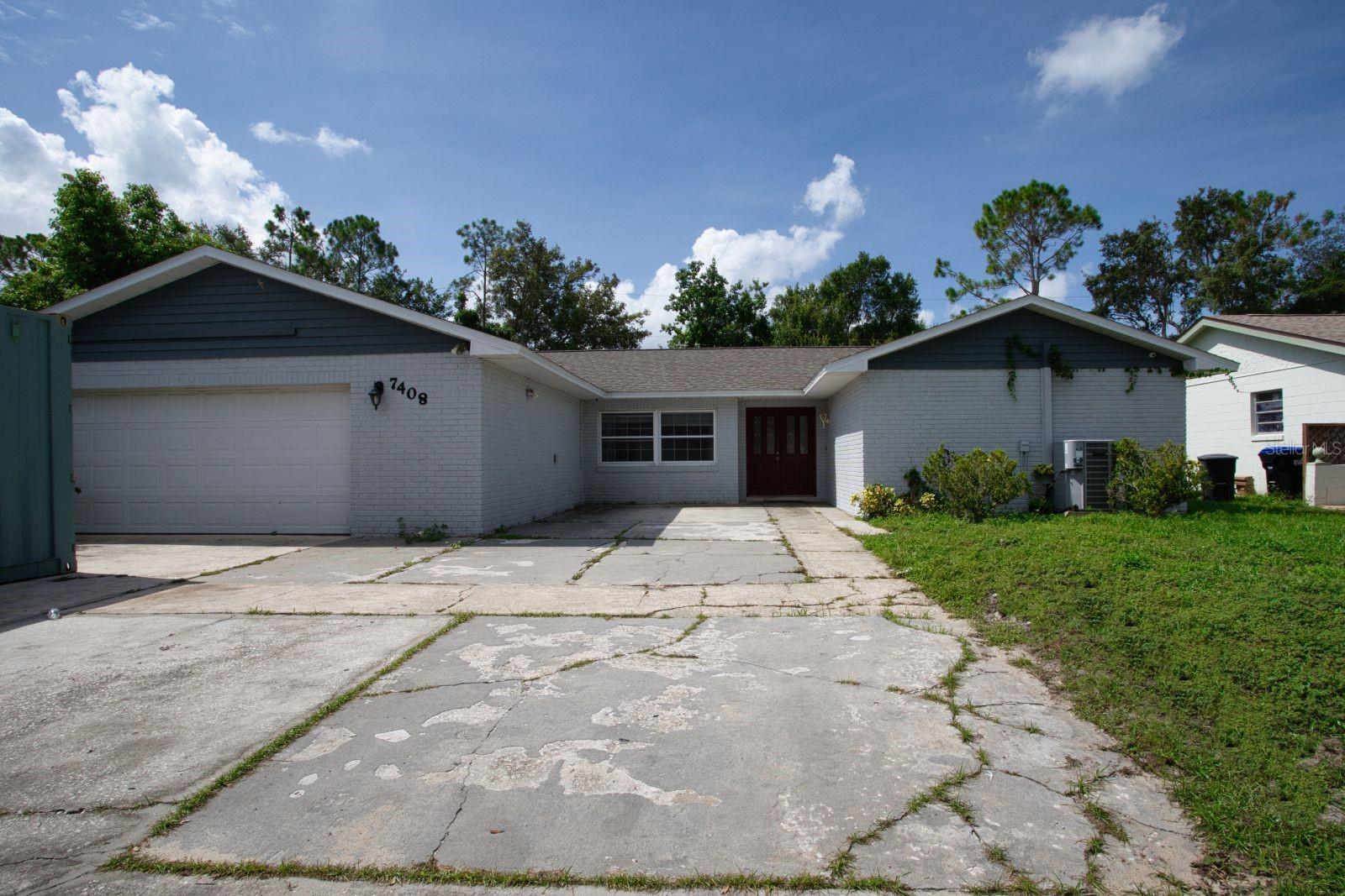 7408 Navel Tree Court, FL