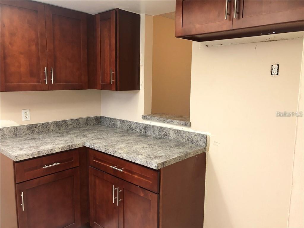290 Flower Lane, FL