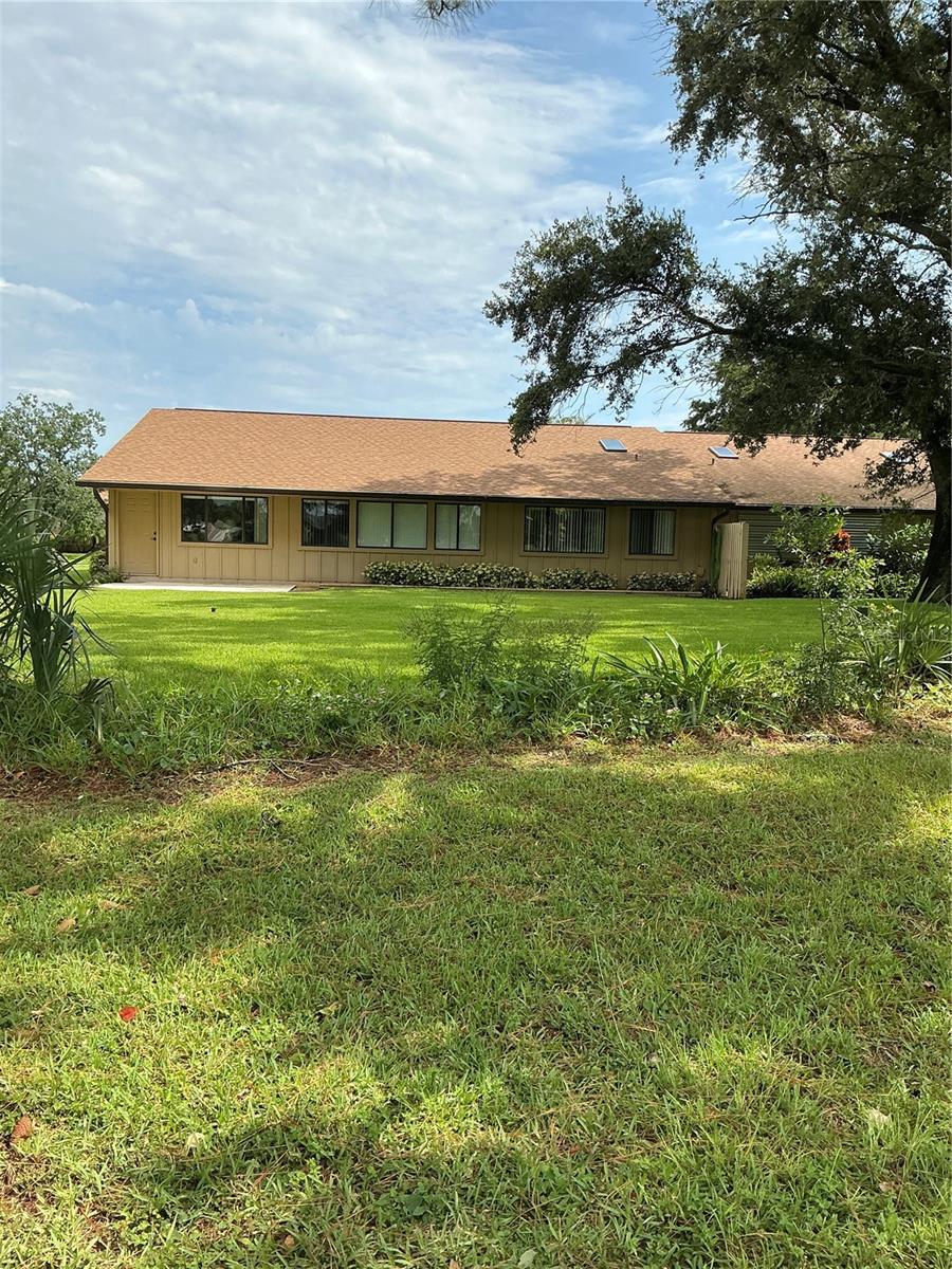 31 Lake Fairgreen Circle, FL