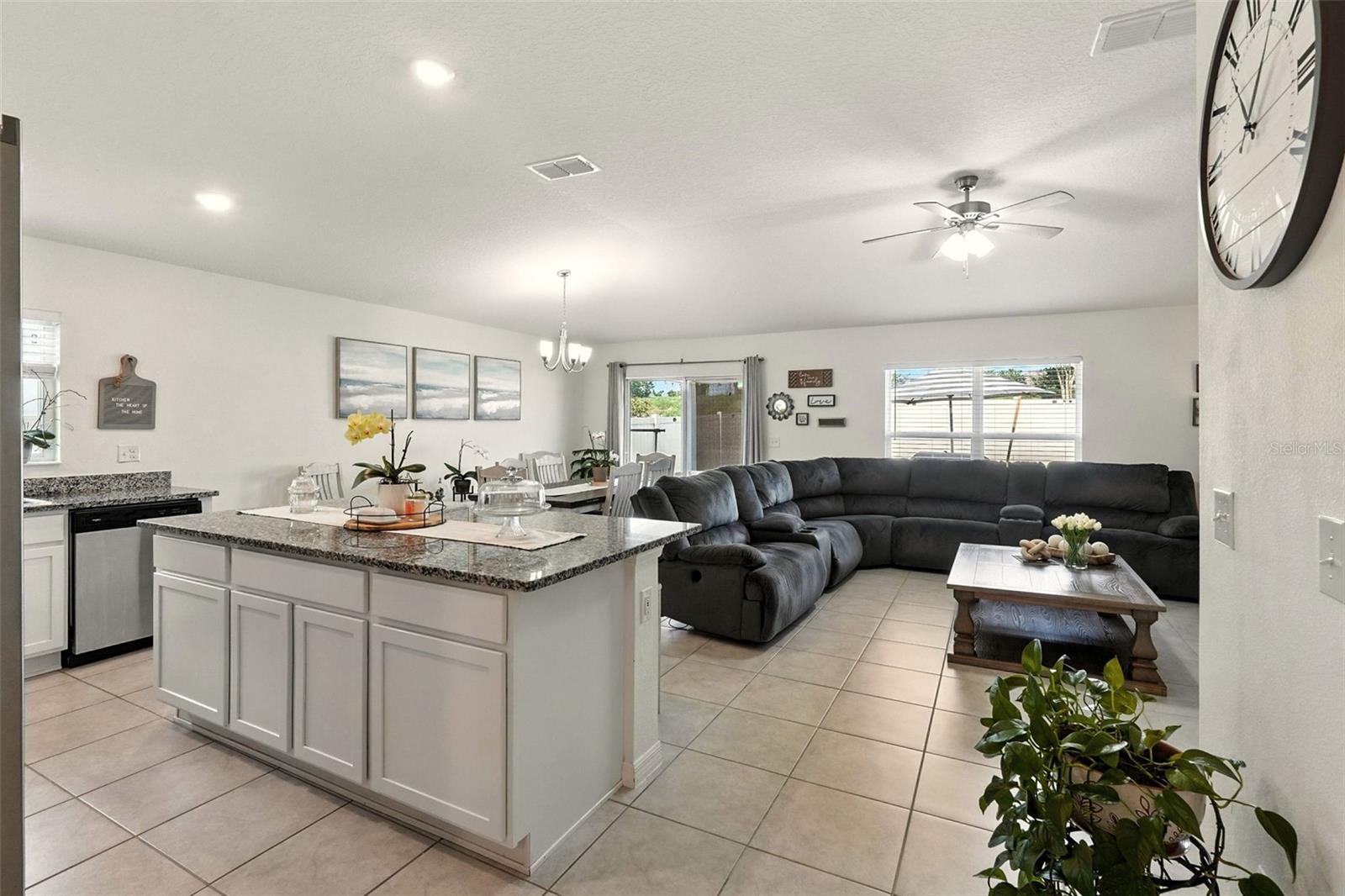 3240 Casa Del Rey Avenue, FL